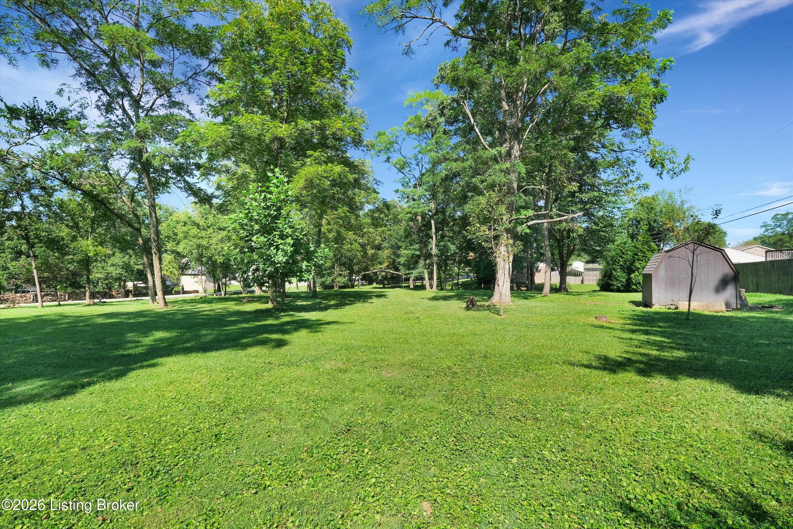 1711 Crestview Dr Property Photo 36