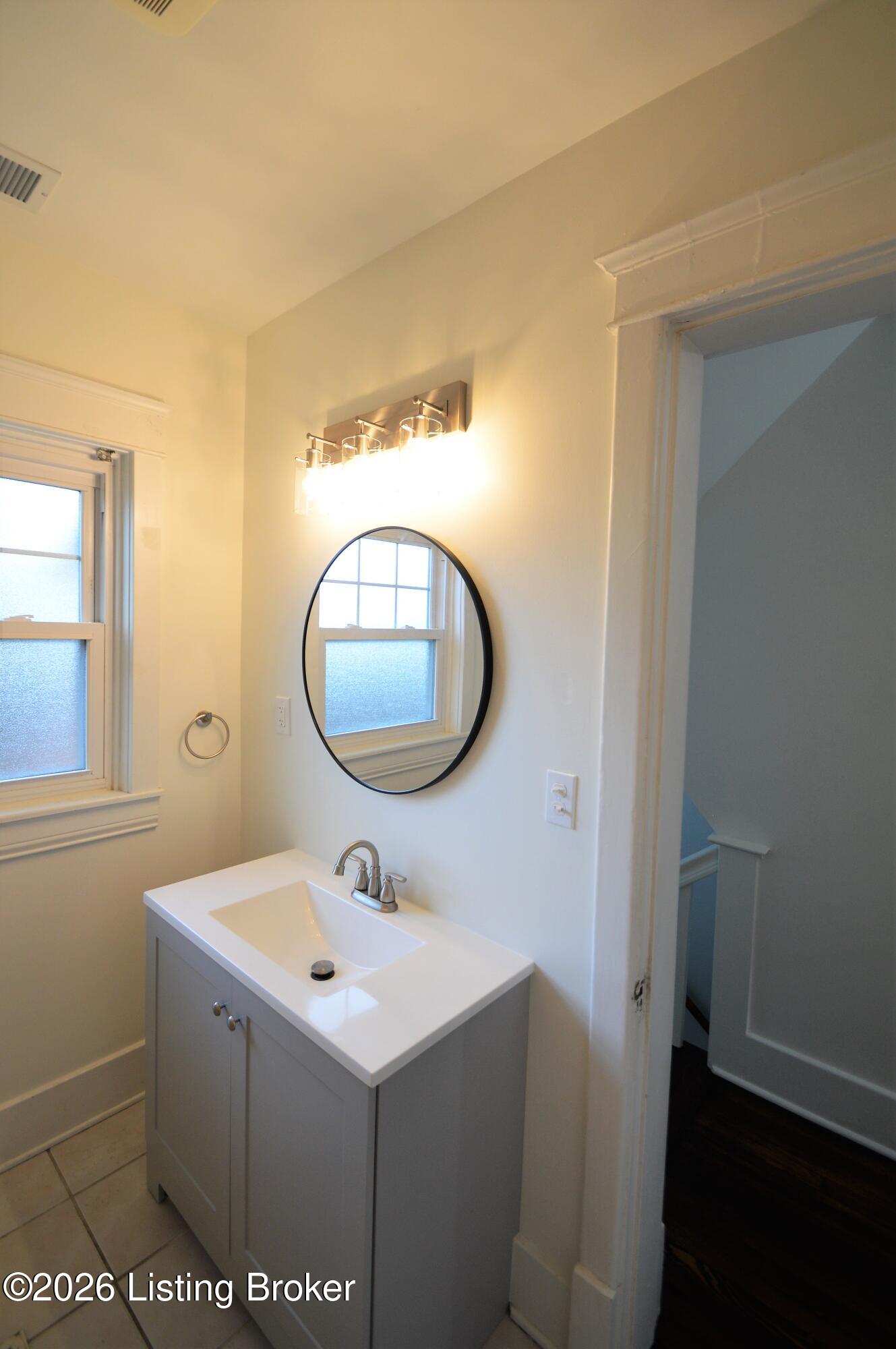 2102 Murray Ave Property Photo 7