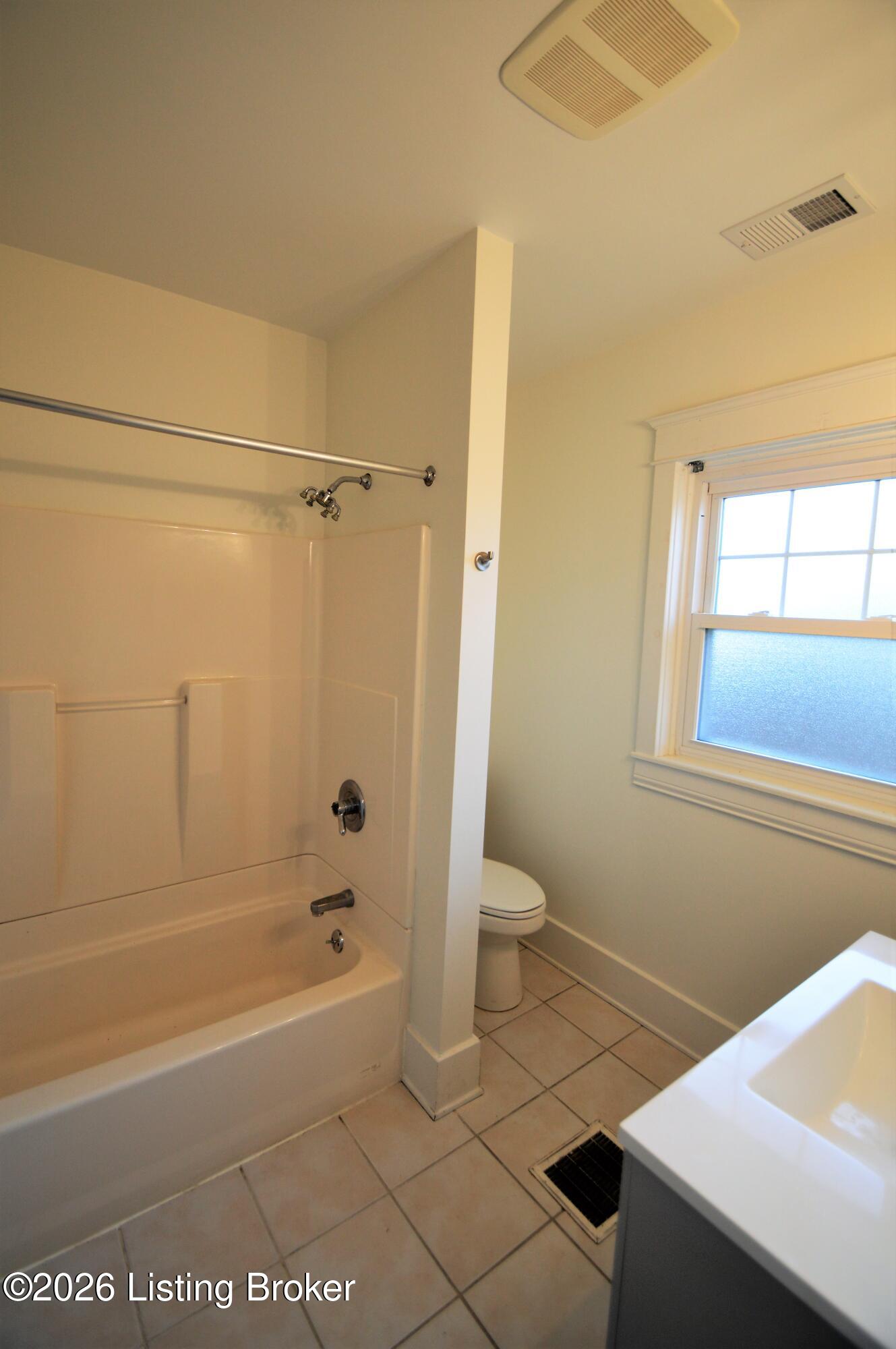 2102 Murray Ave Property Photo 8