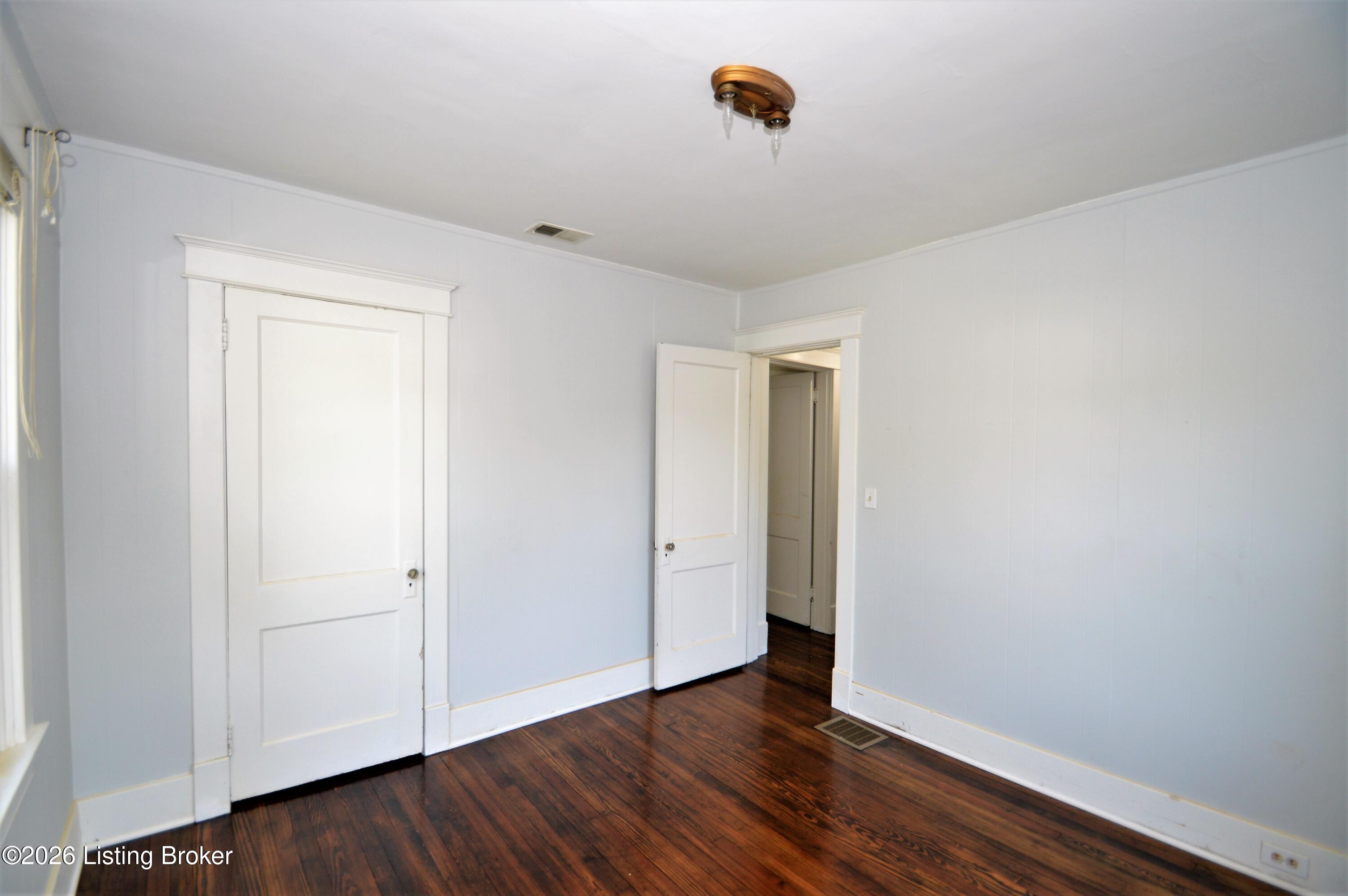 2102 Murray Ave Property Photo 15