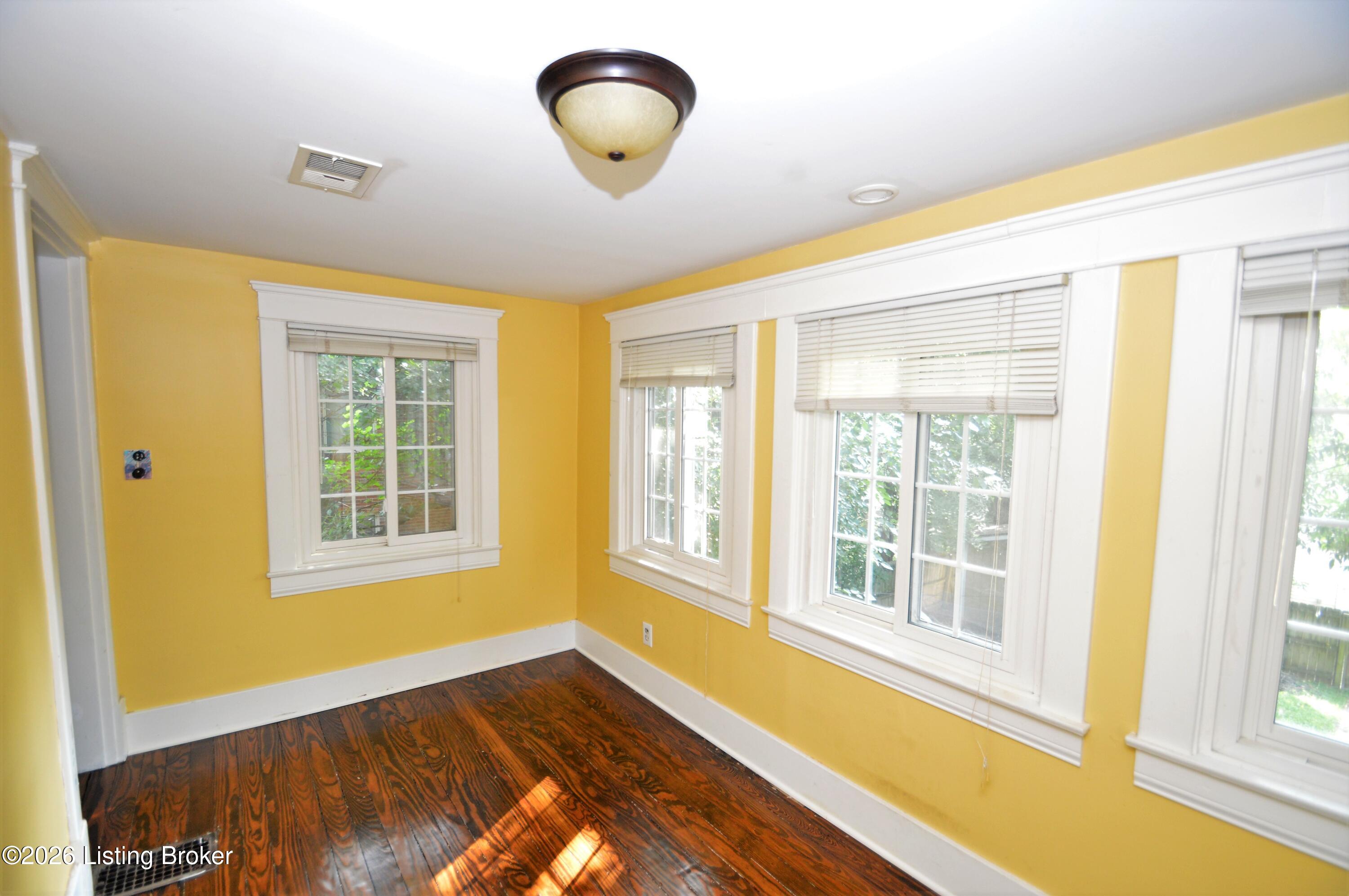 2102 Murray Ave Property Photo 17