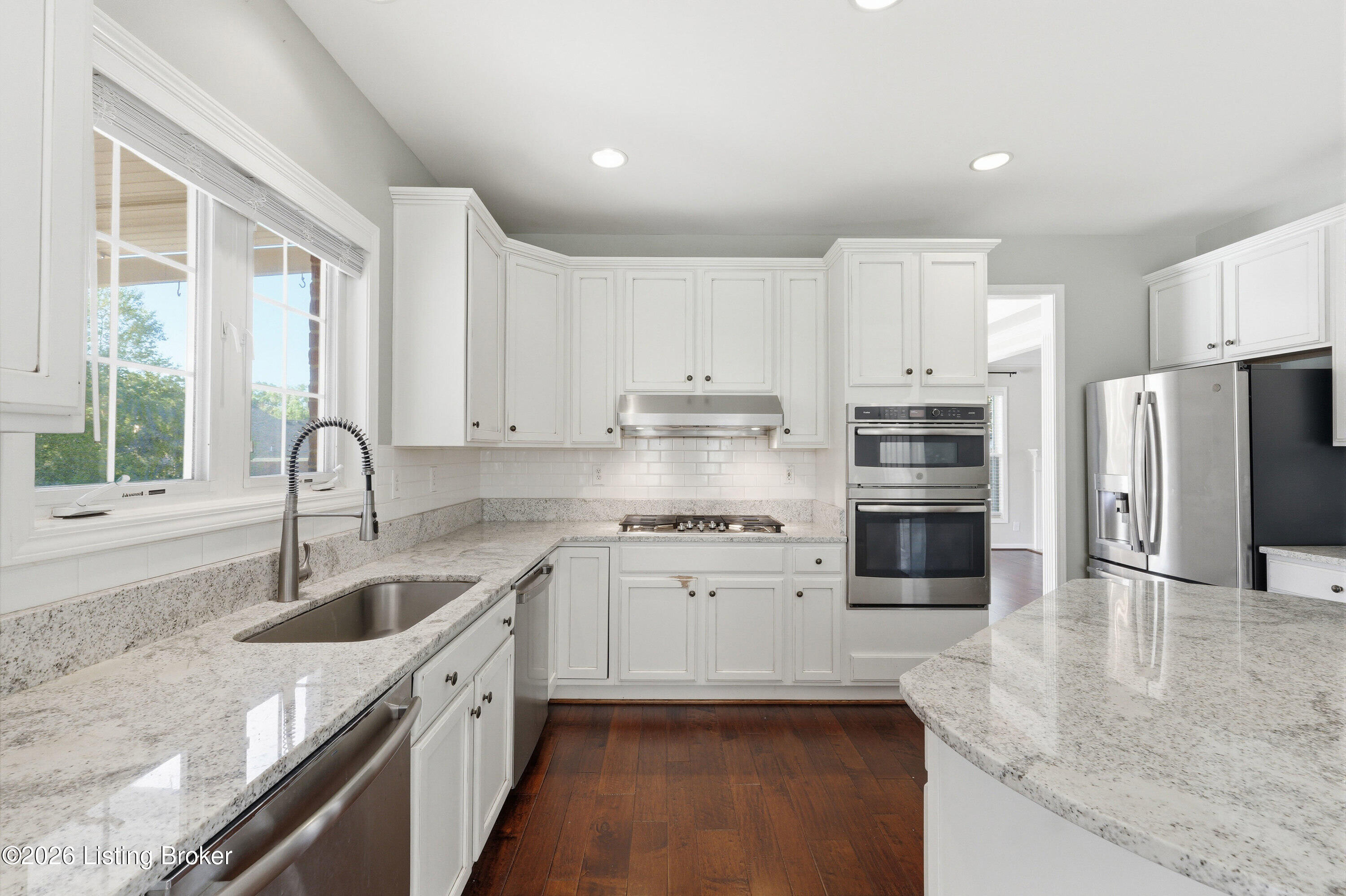11710 Paramont Way Property Photo 18