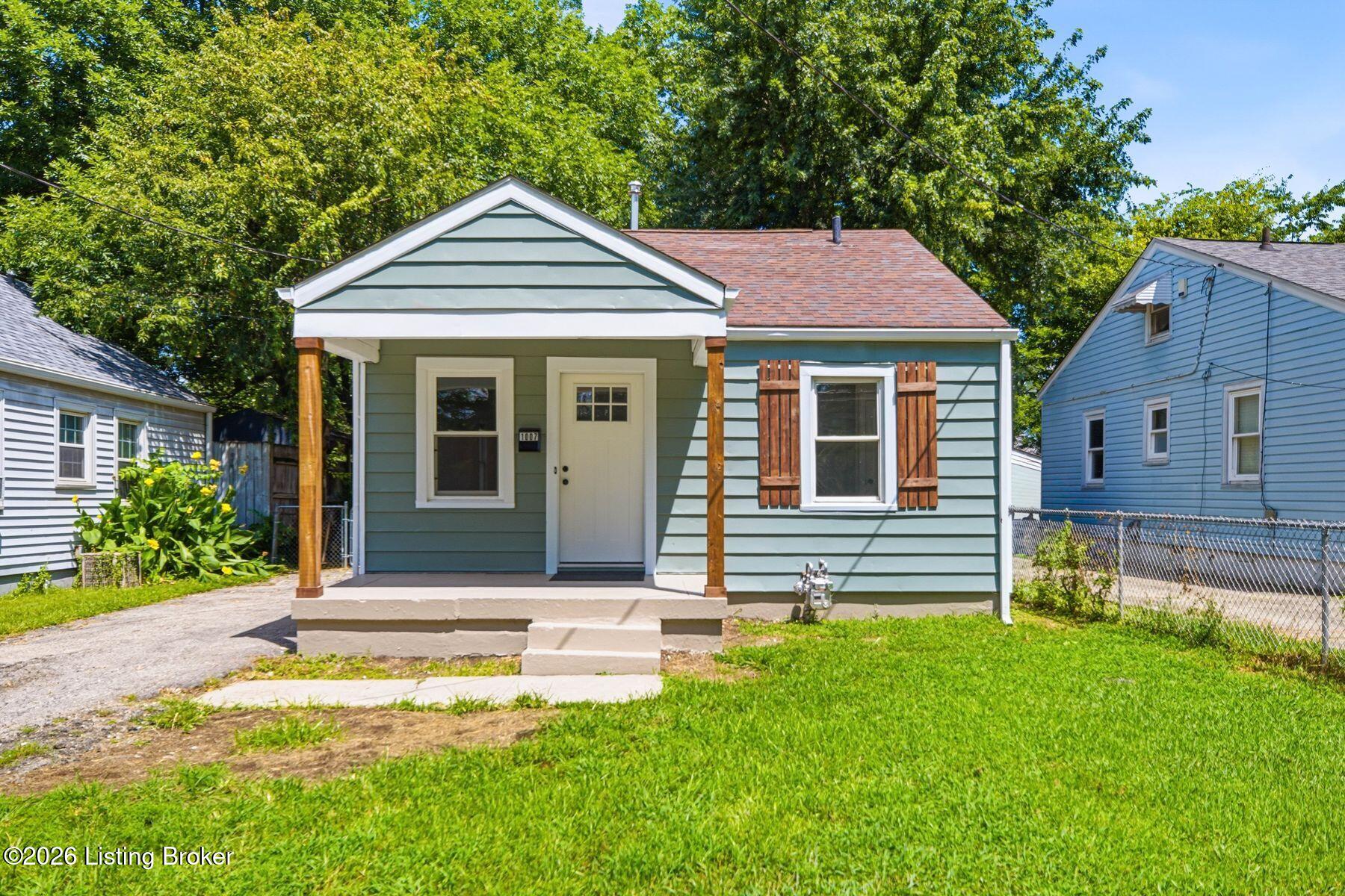 1007 Beecher St Property Photo 1