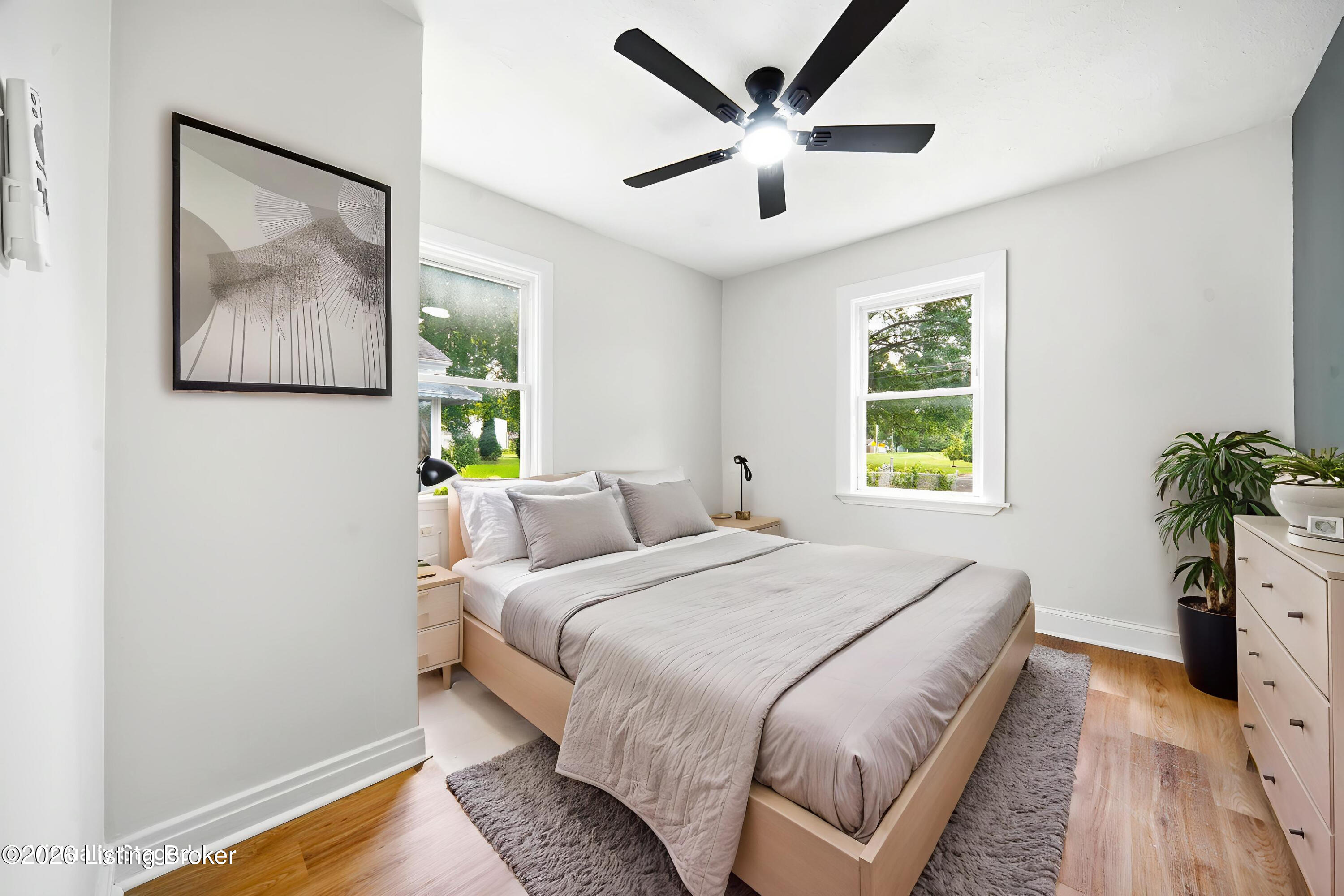 1007 Beecher St Property Photo 11