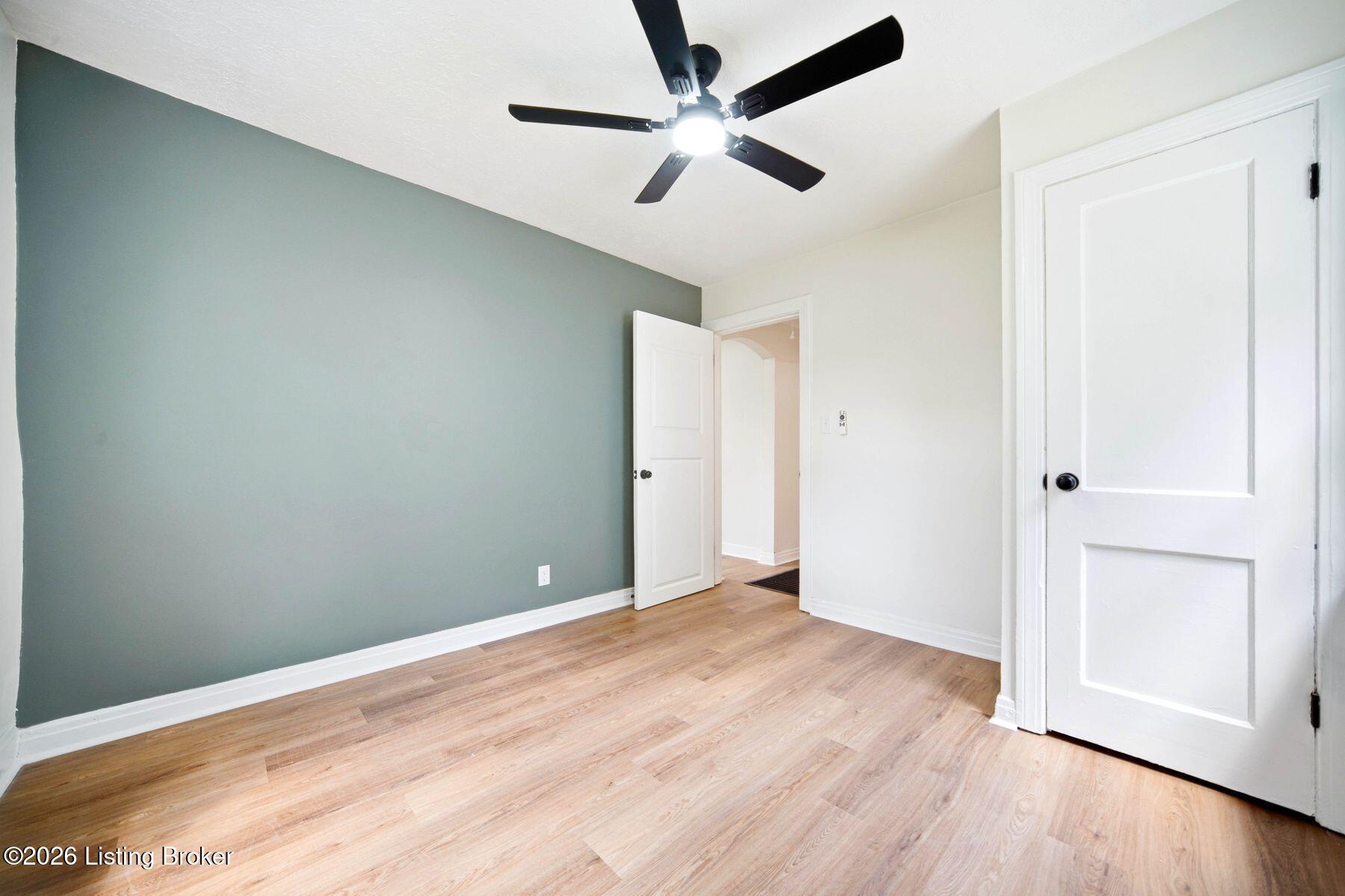 1007 Beecher St Property Photo 15