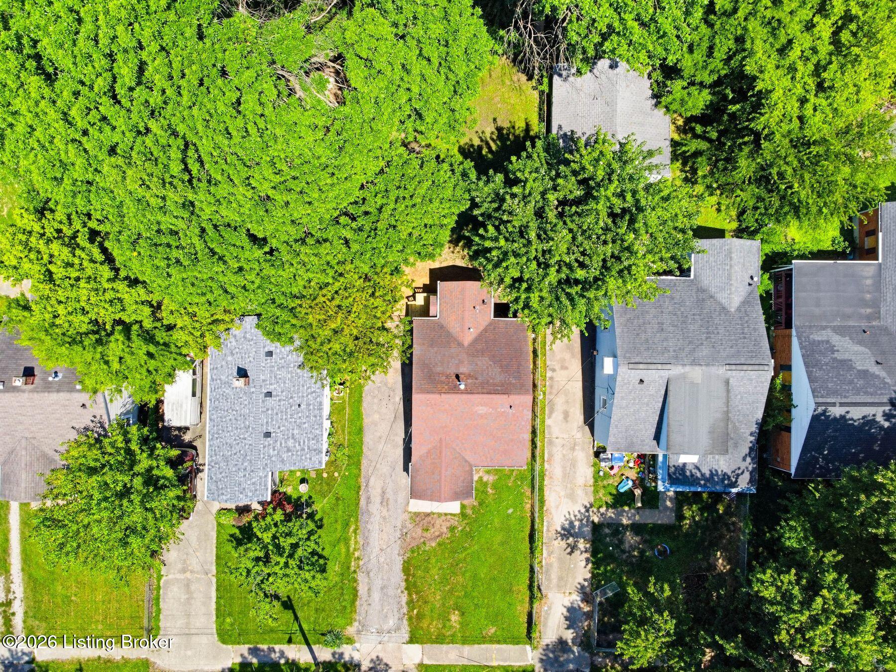 1007 Beecher St Property Photo 19