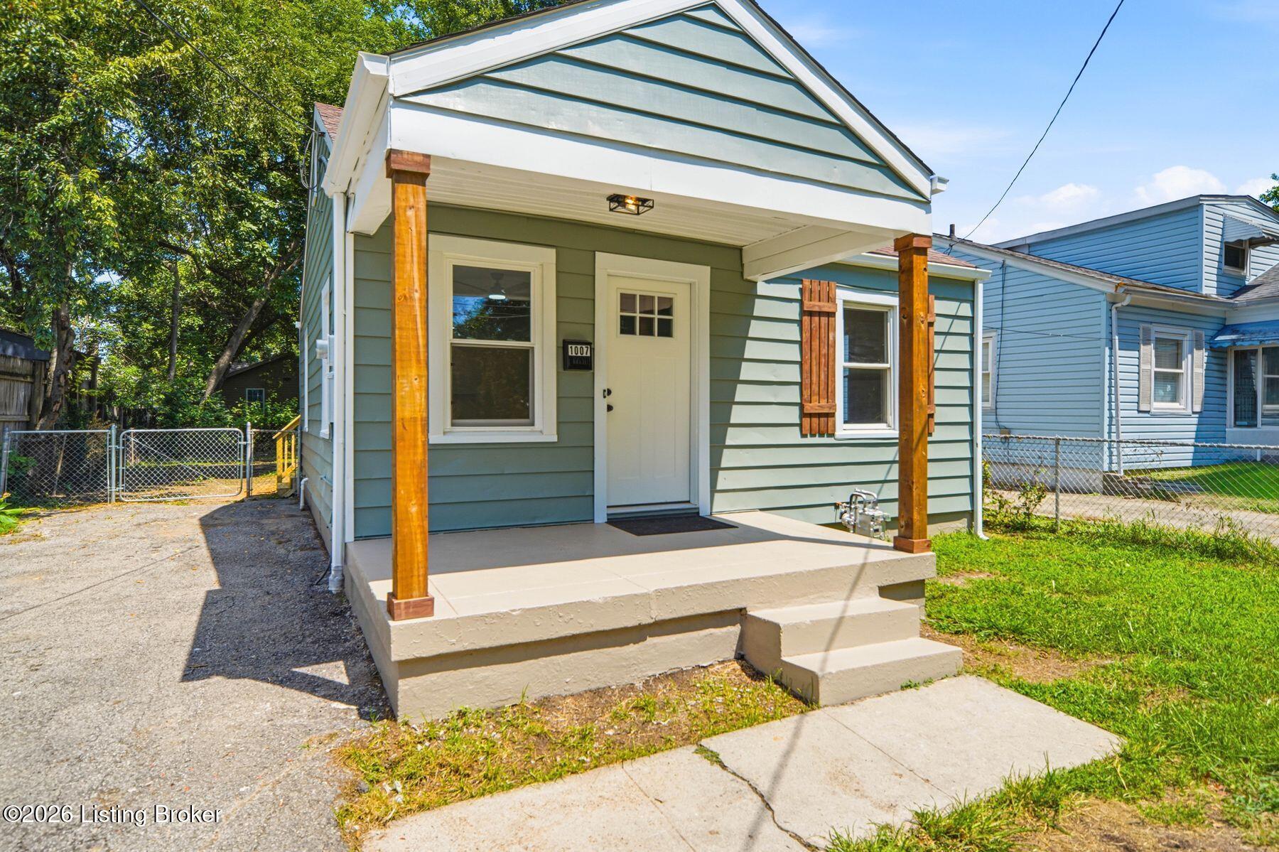 1007 Beecher St Property Photo 27