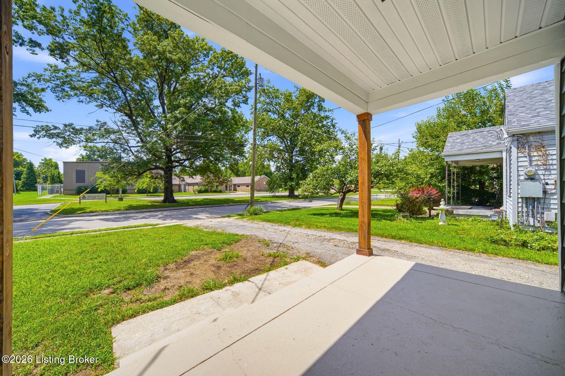 1007 Beecher St Property Photo 30