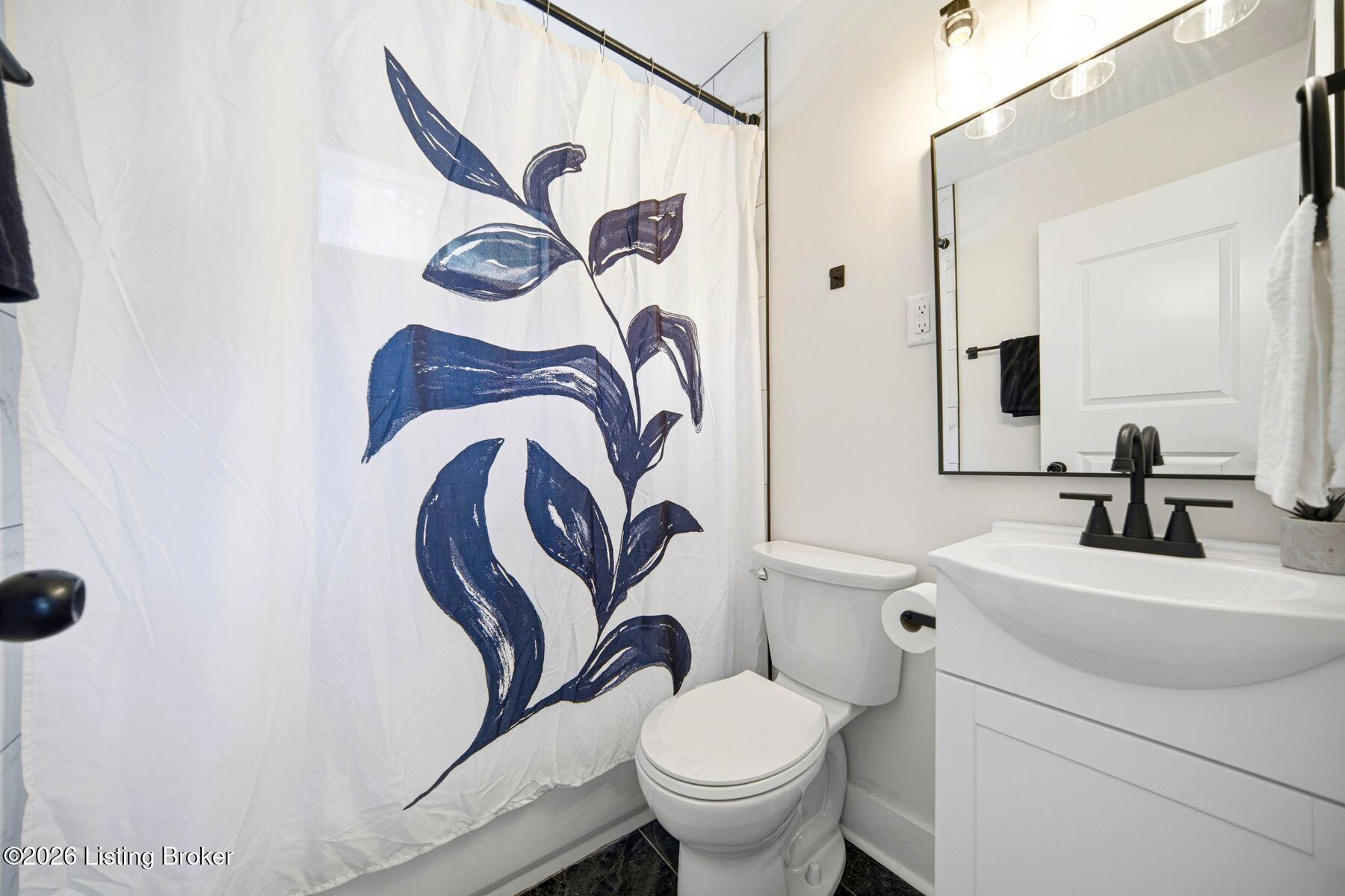 1007 Beecher St Property Photo 41