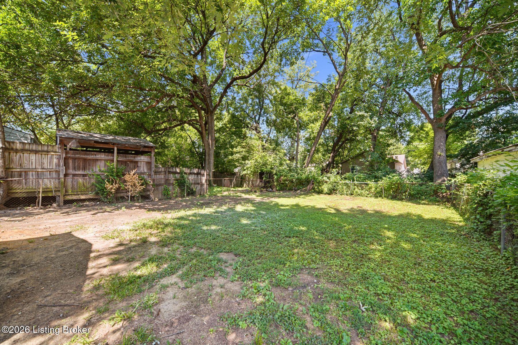 1007 Beecher St Property Photo 49