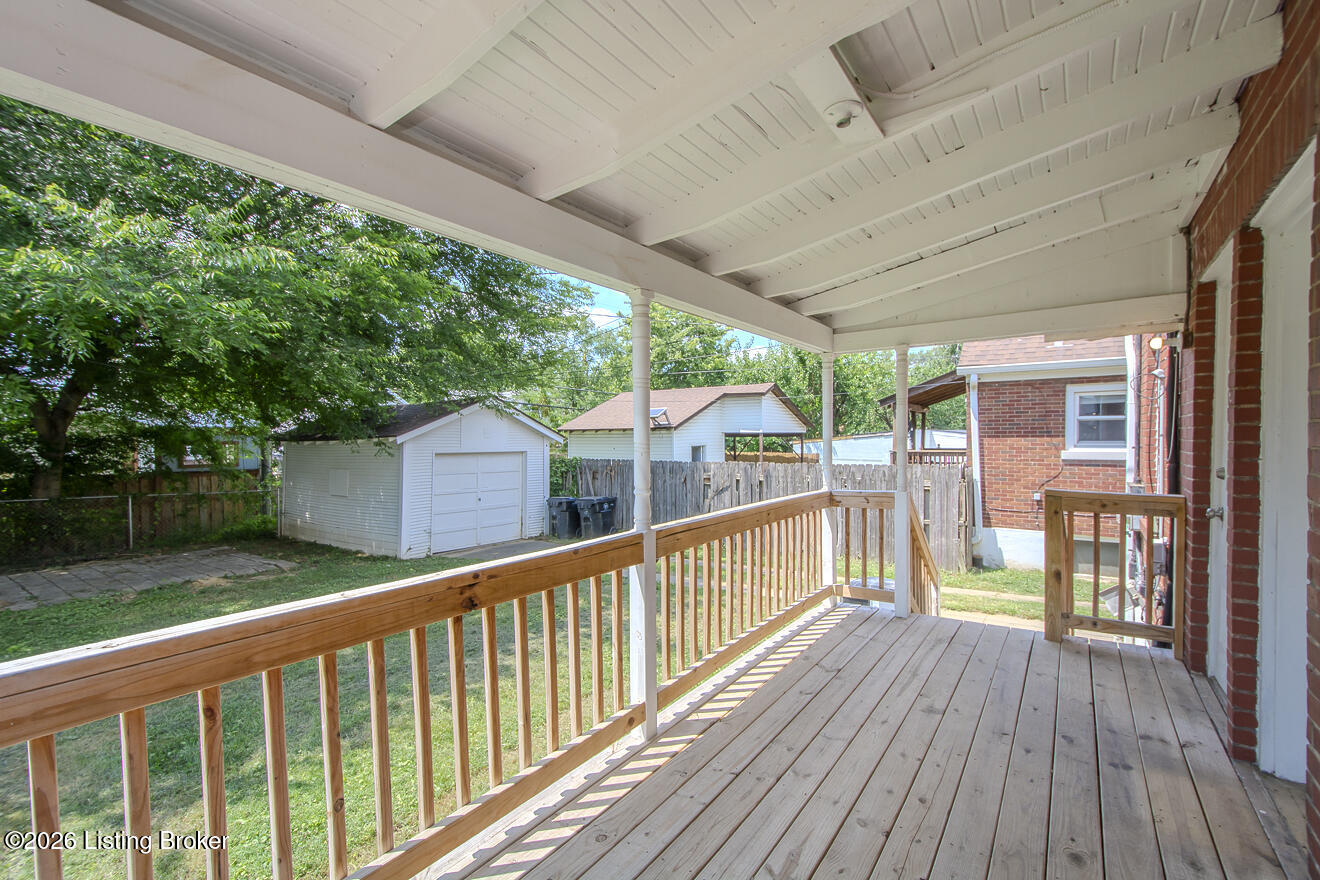 2416 Bradley Ave Property Photo 33