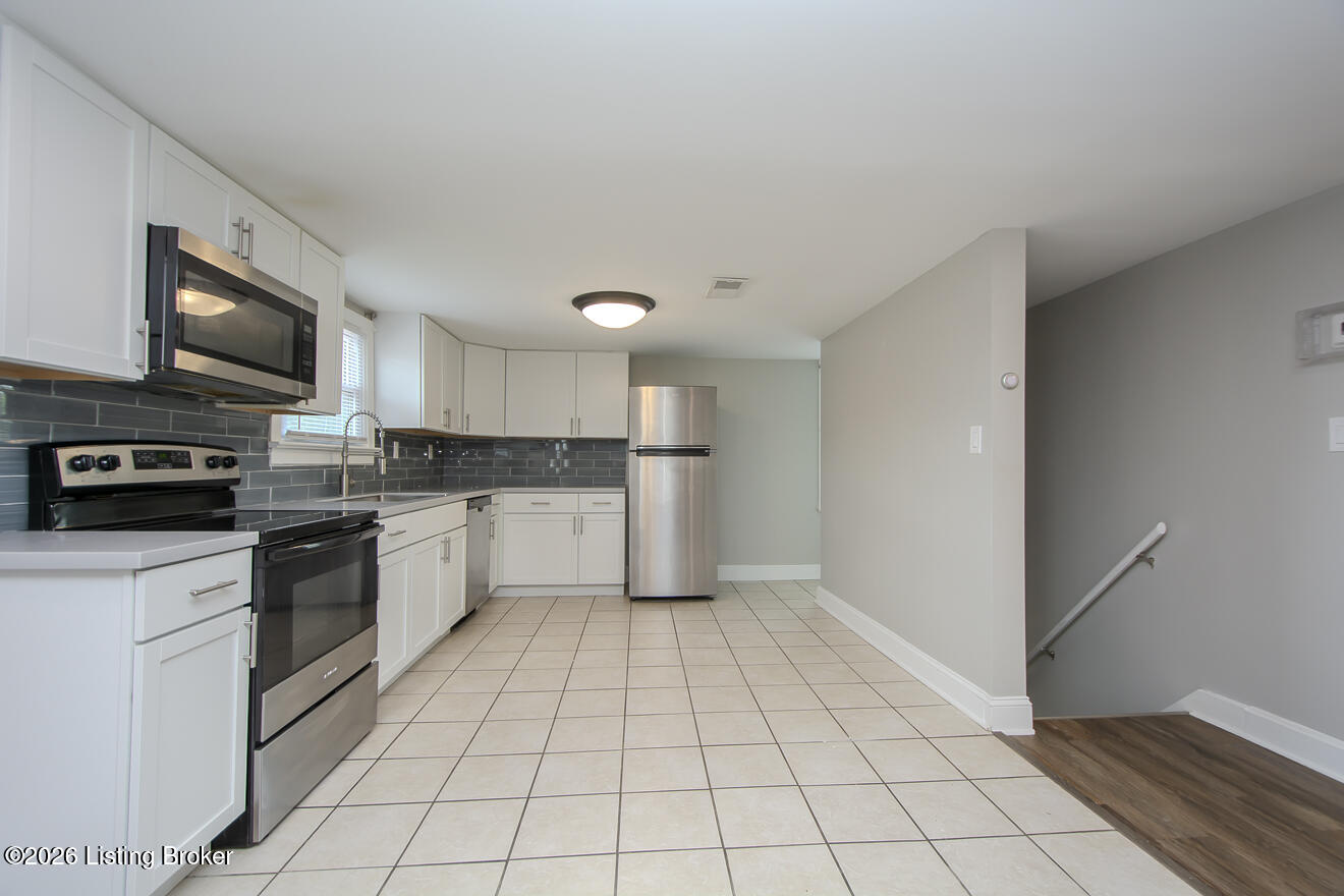 2416 Bradley Ave Property Photo 38