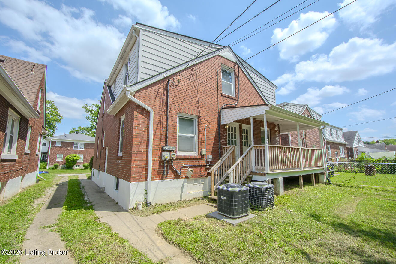2416 Bradley Ave Property Photo 54