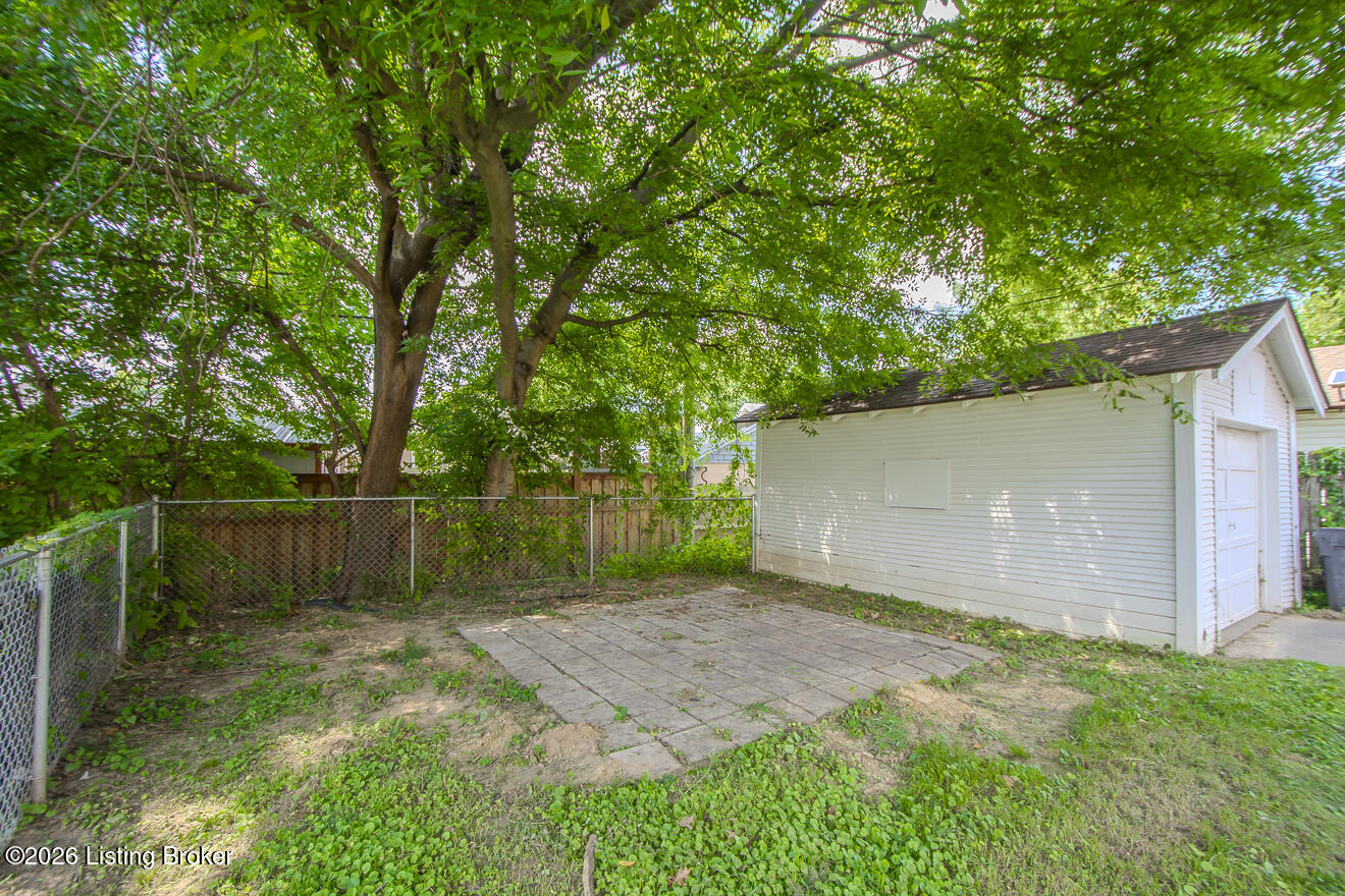 2416 Bradley Ave Property Photo 59