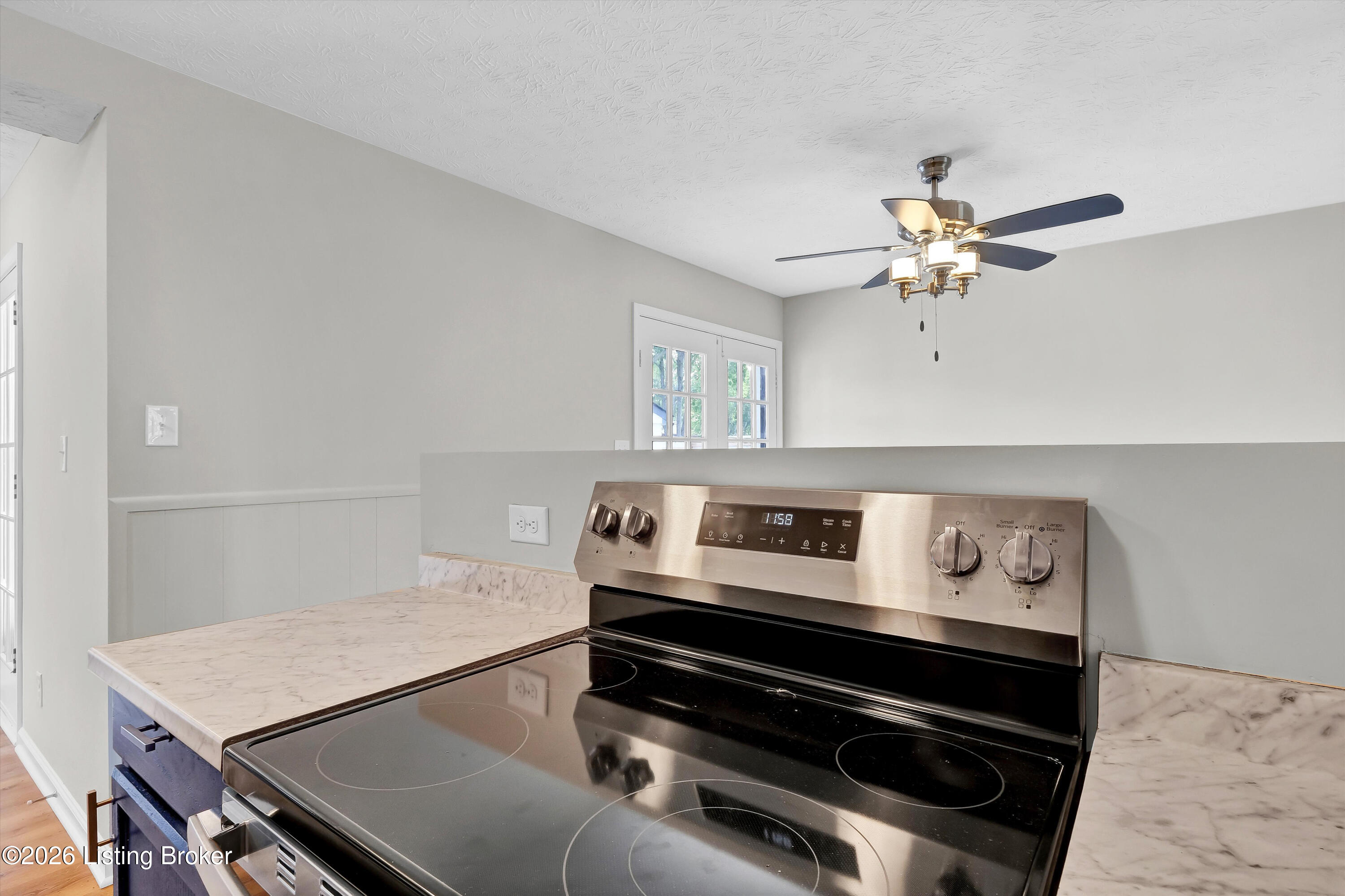 305 Kilmory Ave Property Photo 18