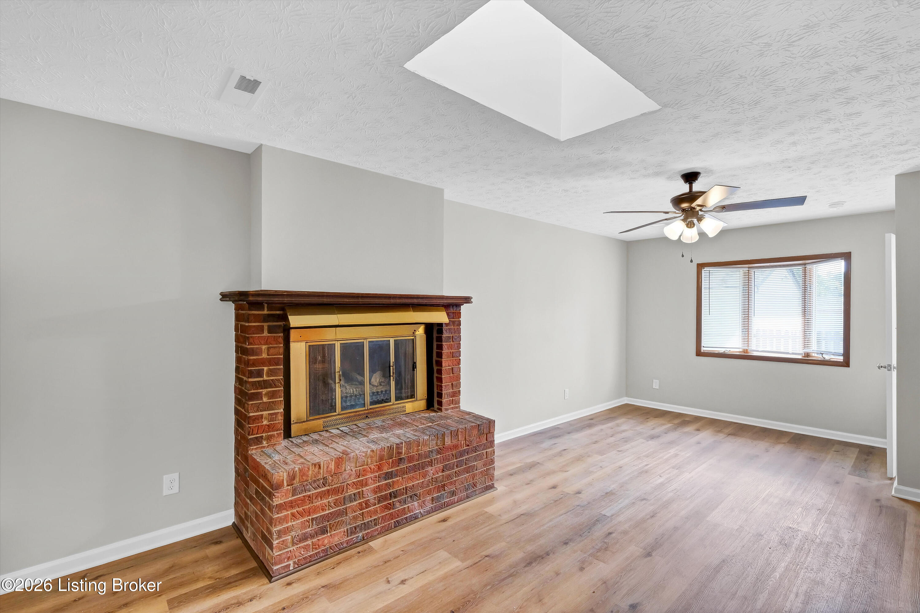 305 Kilmory Ave Property Photo 23