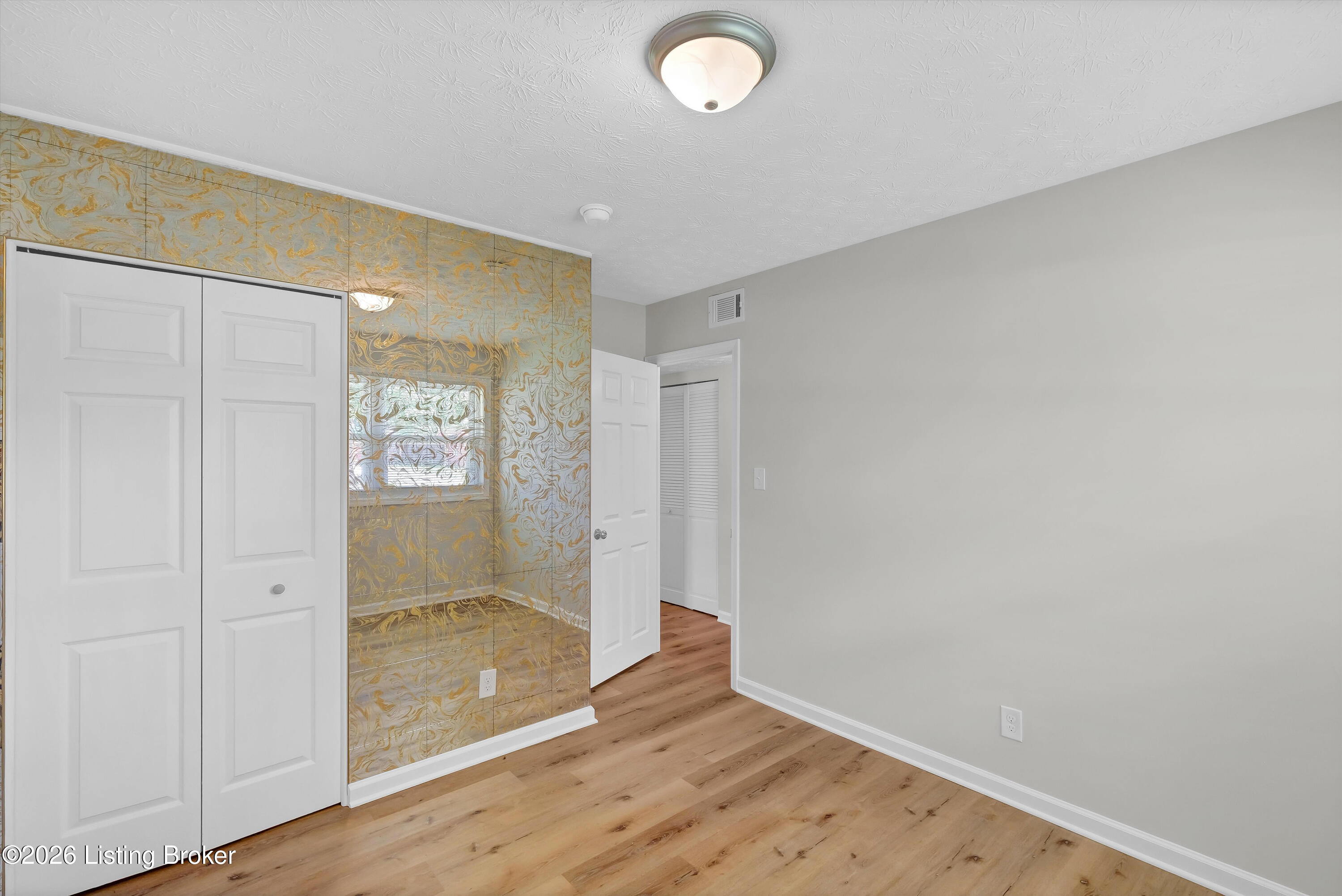 305 Kilmory Ave Property Photo 33