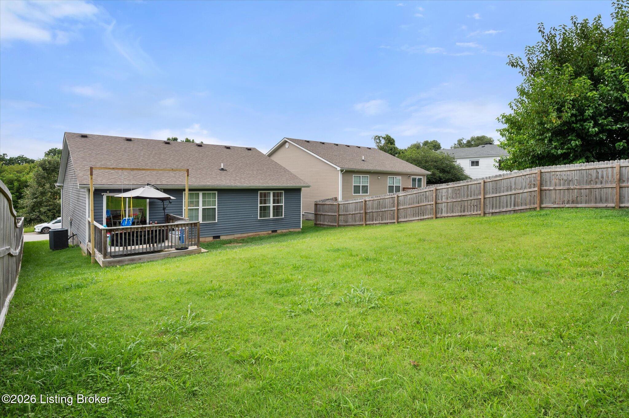 103 Kendallwood Dr Property Photo 2