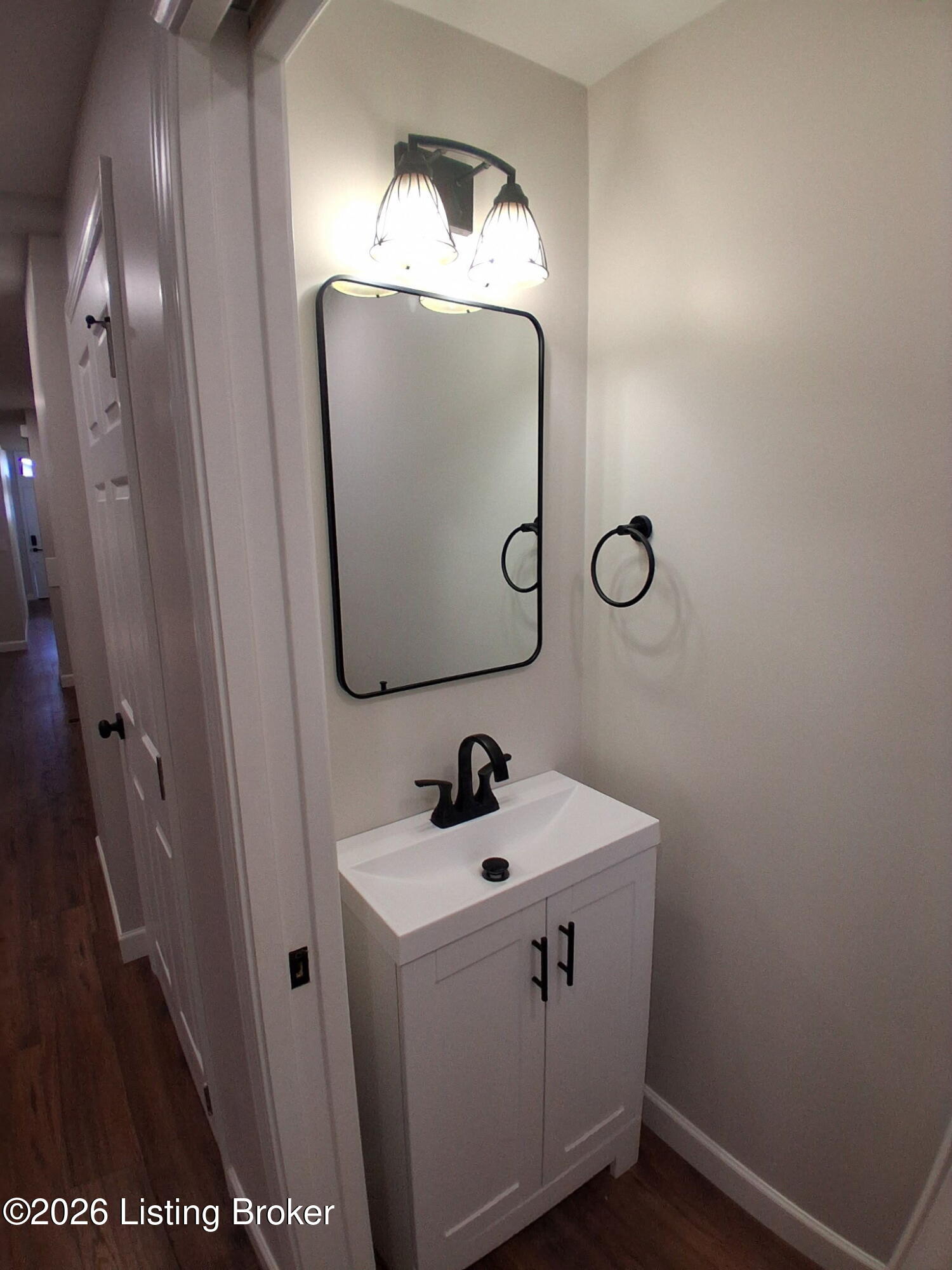1203 E Kentucky St Property Photo 13
