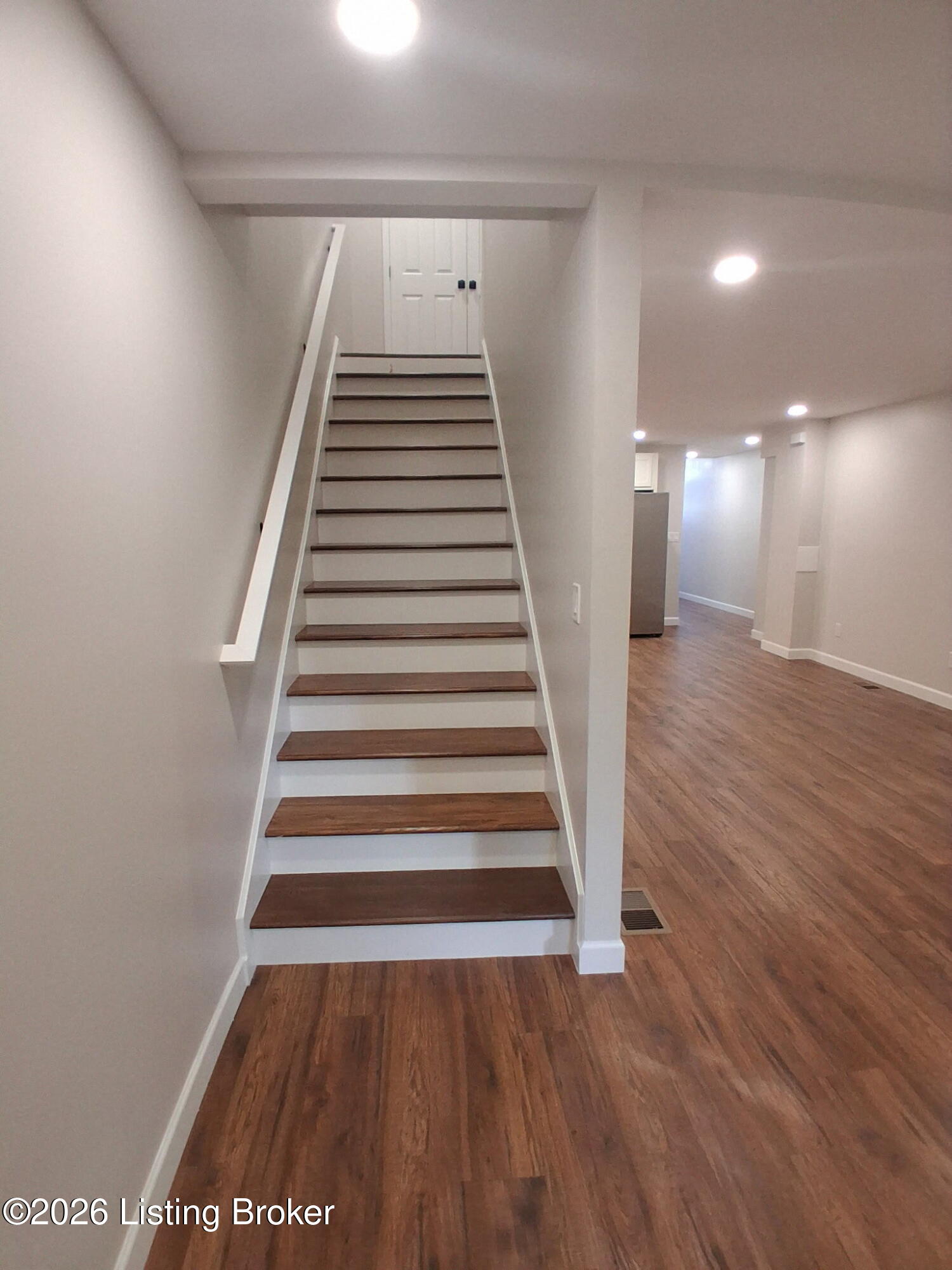 1203 E Kentucky St Property Photo 15