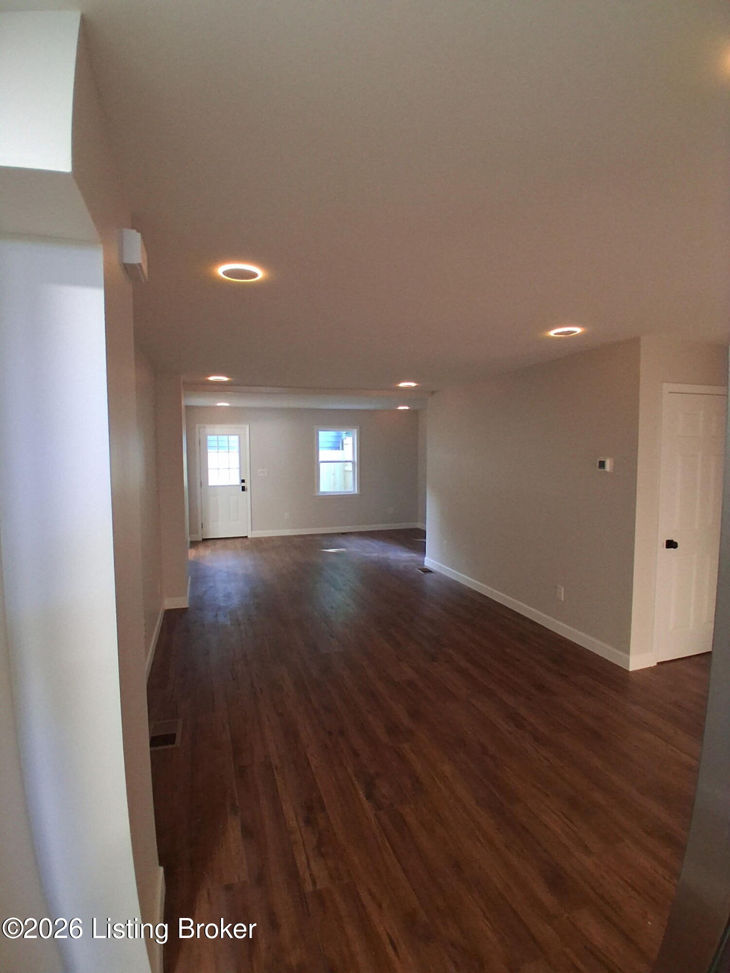 1203 E Kentucky St Property Photo 18