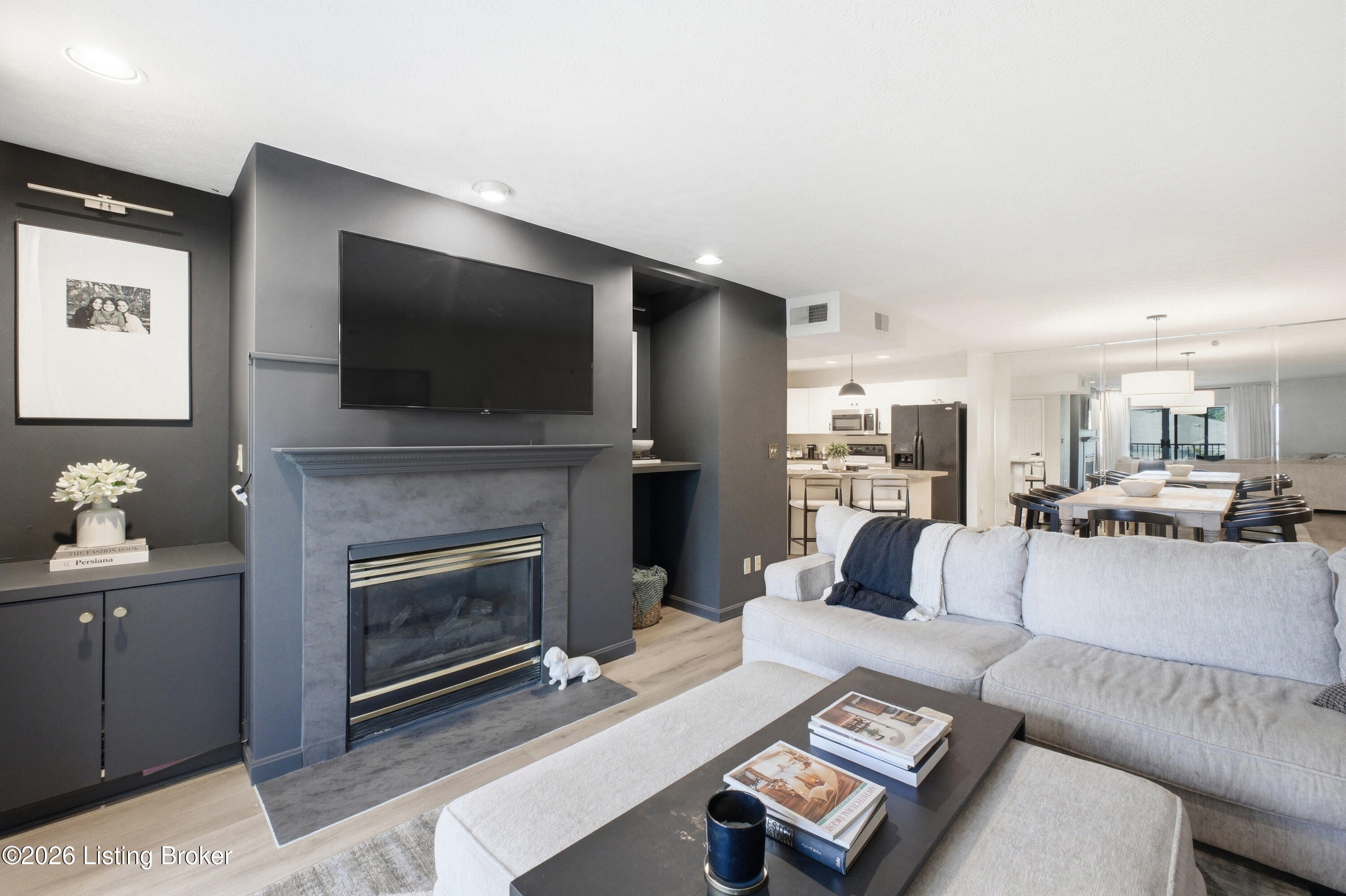 8509 Atrium Dr 201 Property Photo 1