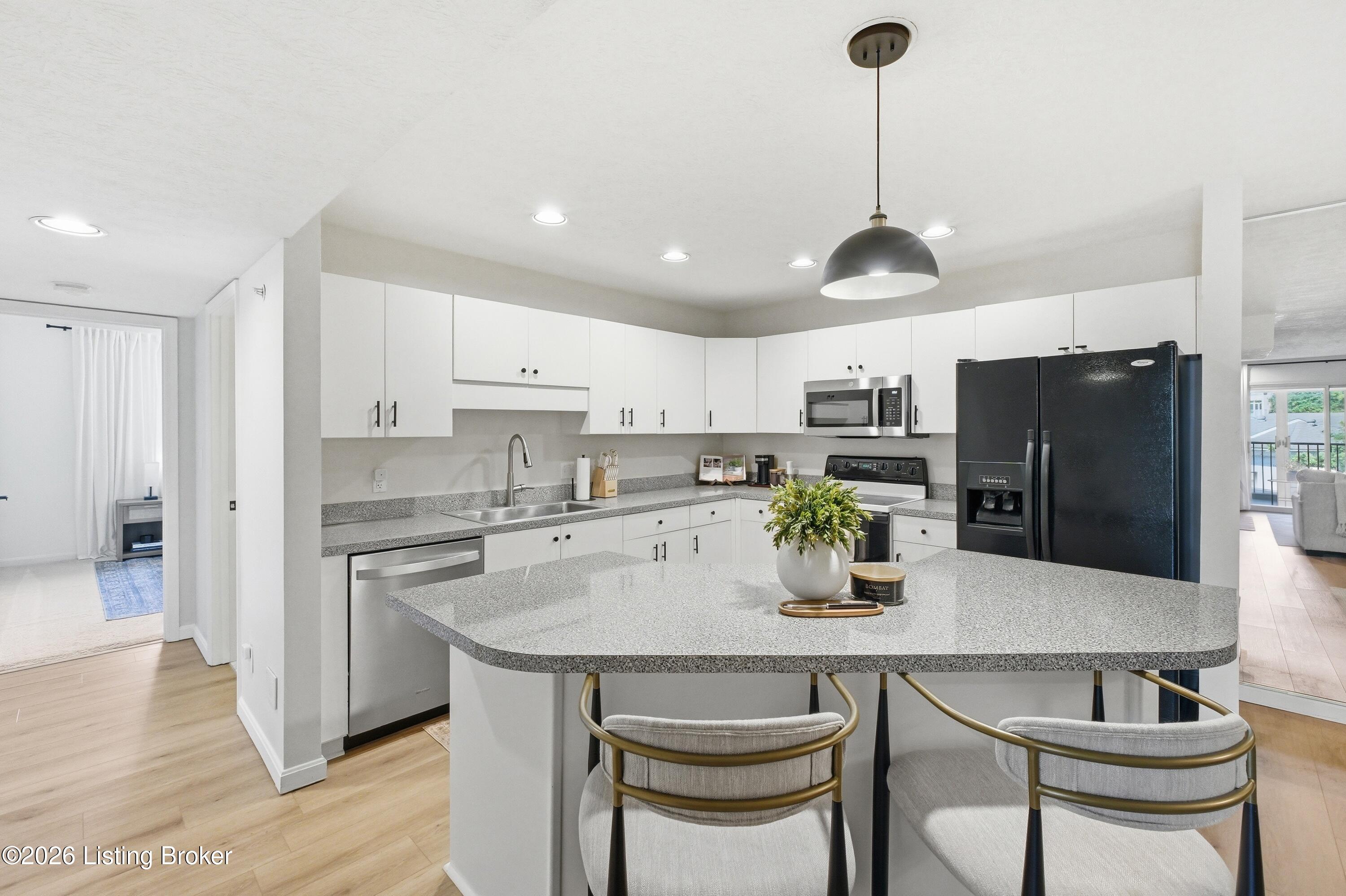 8509 Atrium Dr 201 Property Photo 10