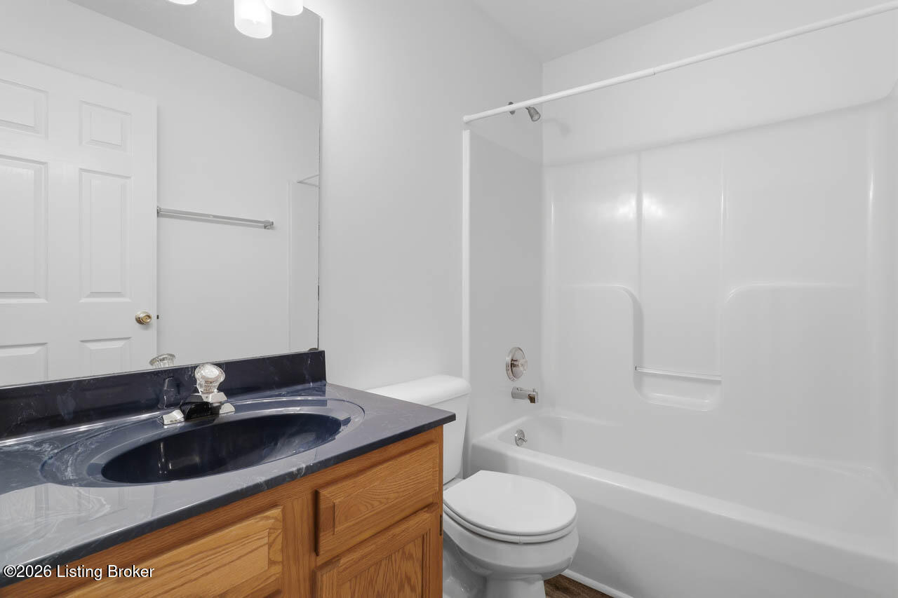 108 Excalibur Ct Property Photo 18