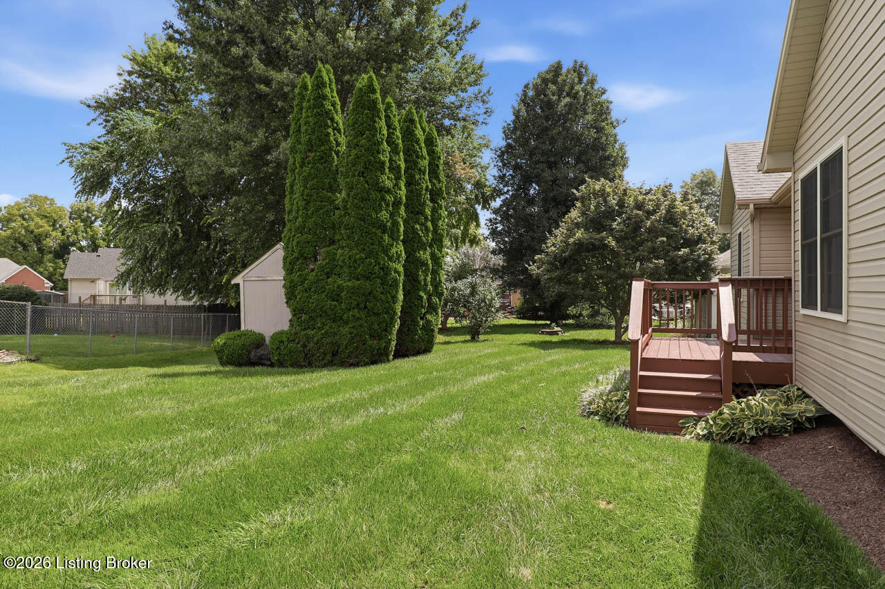 108 Excalibur Ct Property Photo 24