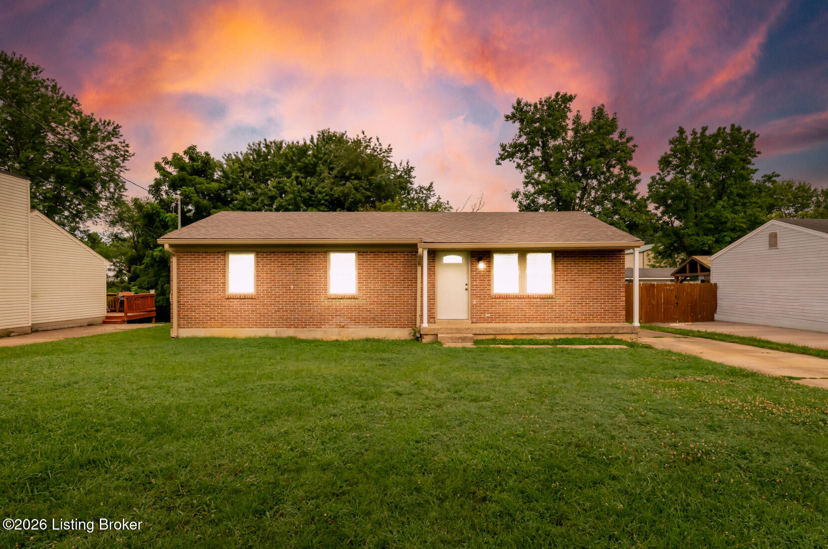 12420 Somerset Dr Property Photo 1
