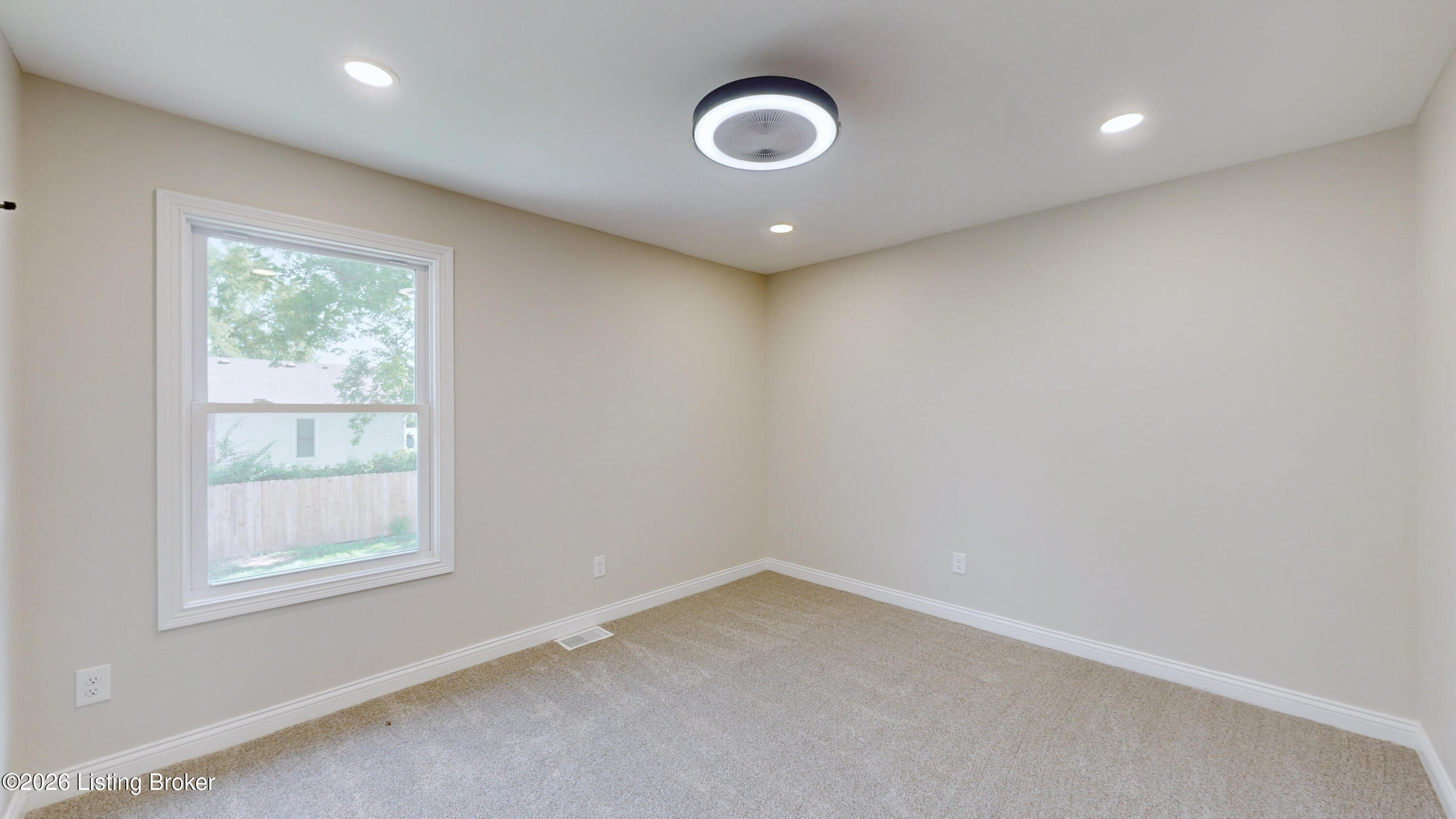 8208 Roseborough Rd Property Photo 16