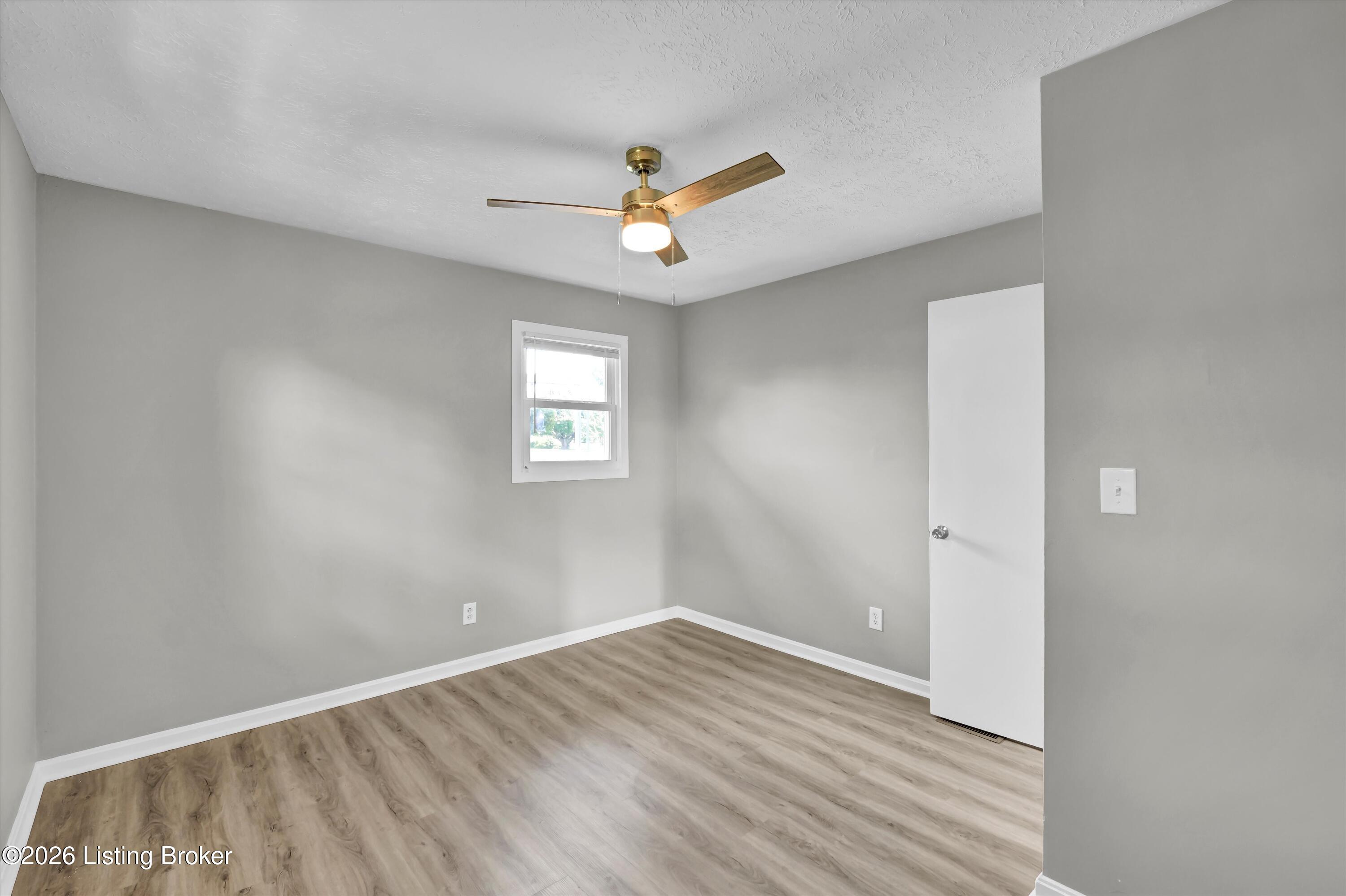213 Pebblebrook Dr Property Photo 16
