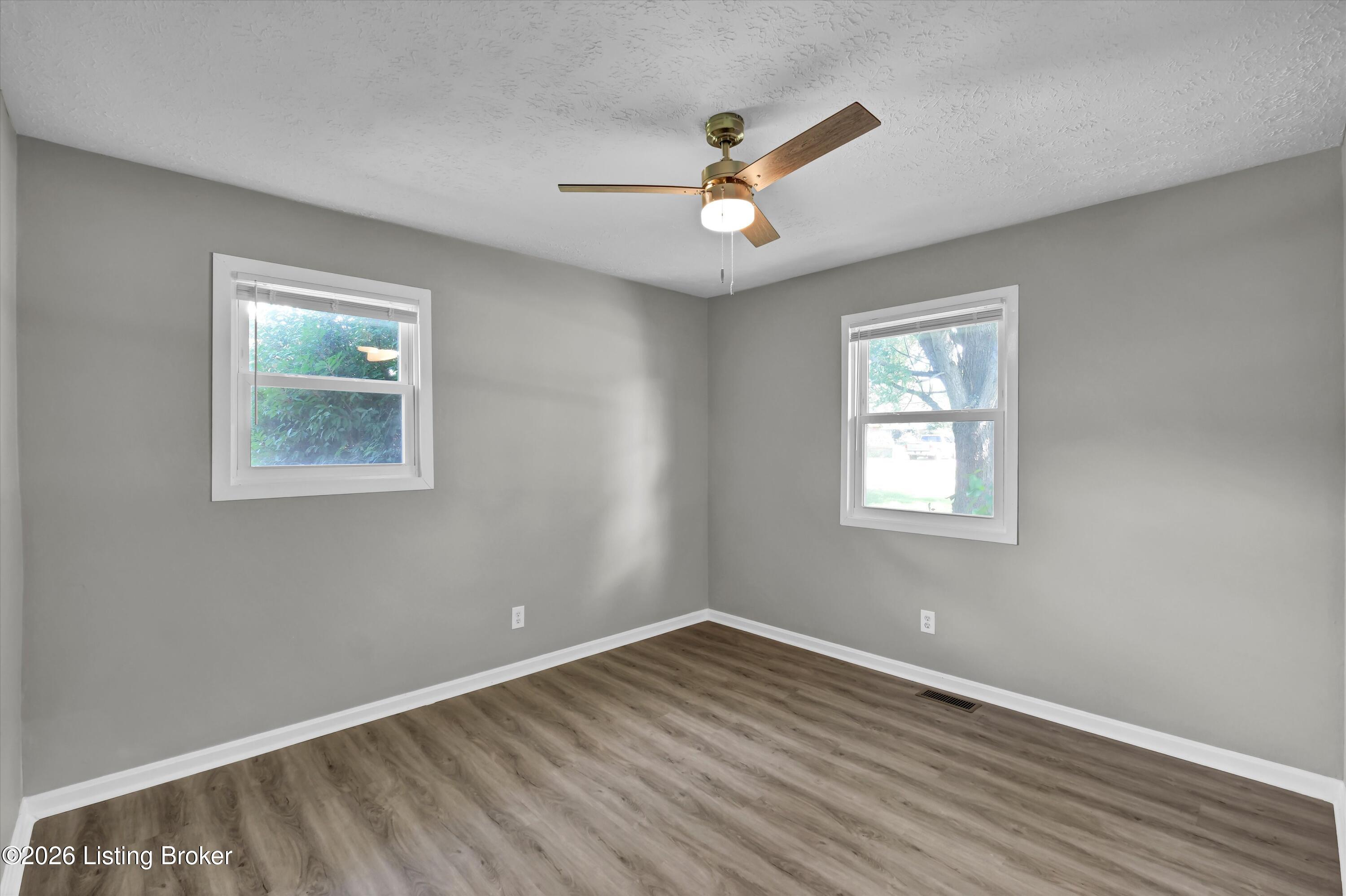 213 Pebblebrook Dr Property Photo 17