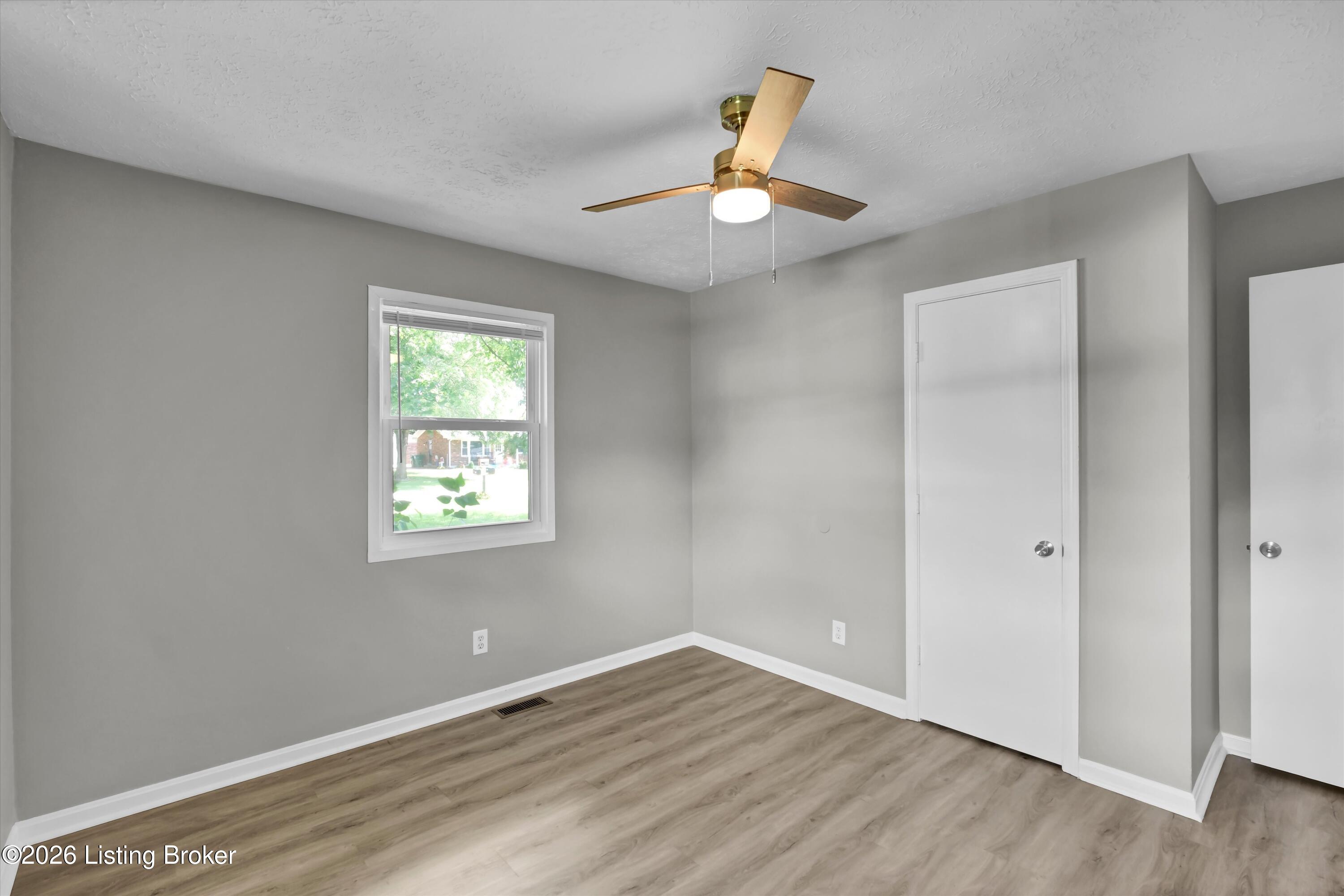 213 Pebblebrook Dr Property Photo 18