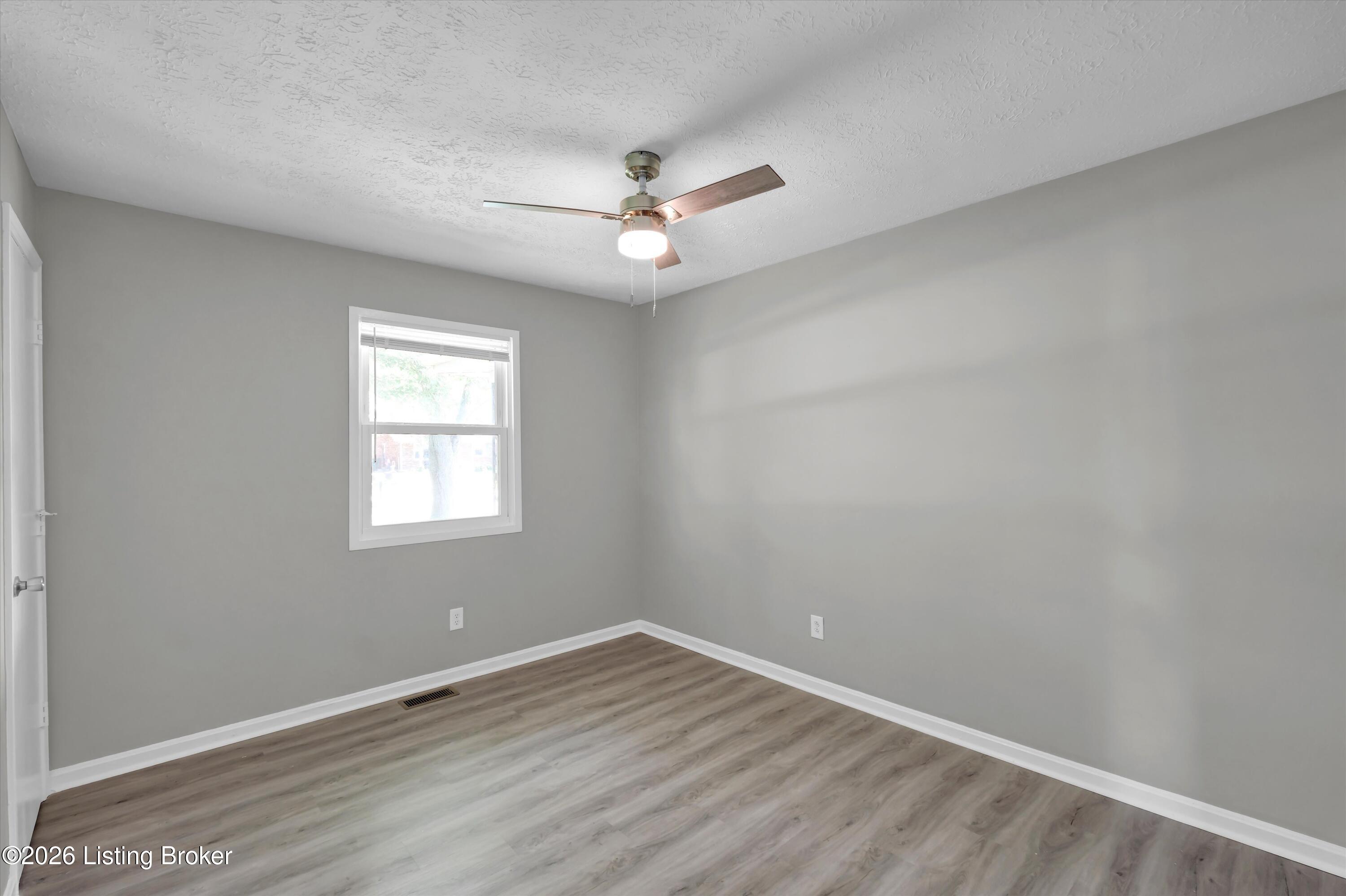 213 Pebblebrook Dr Property Photo 21