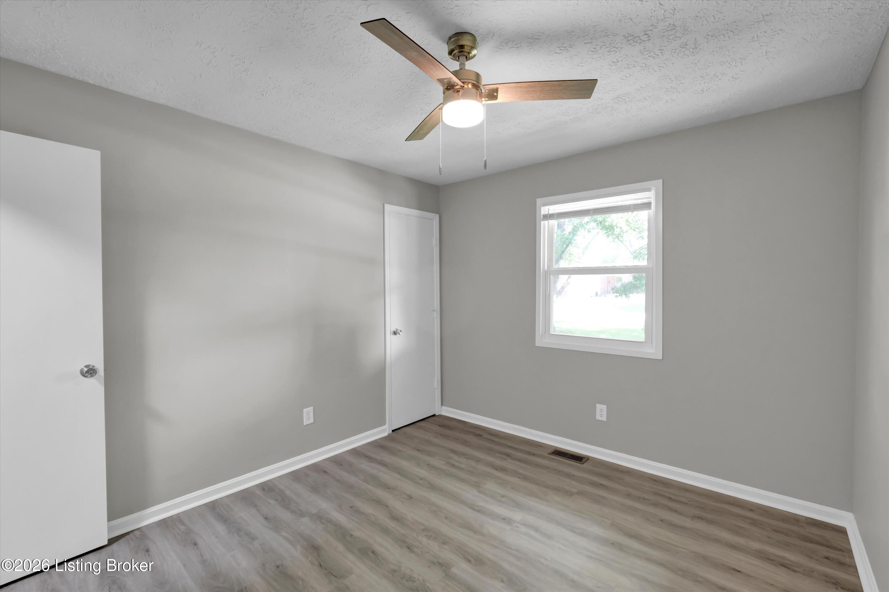 213 Pebblebrook Dr Property Photo 22