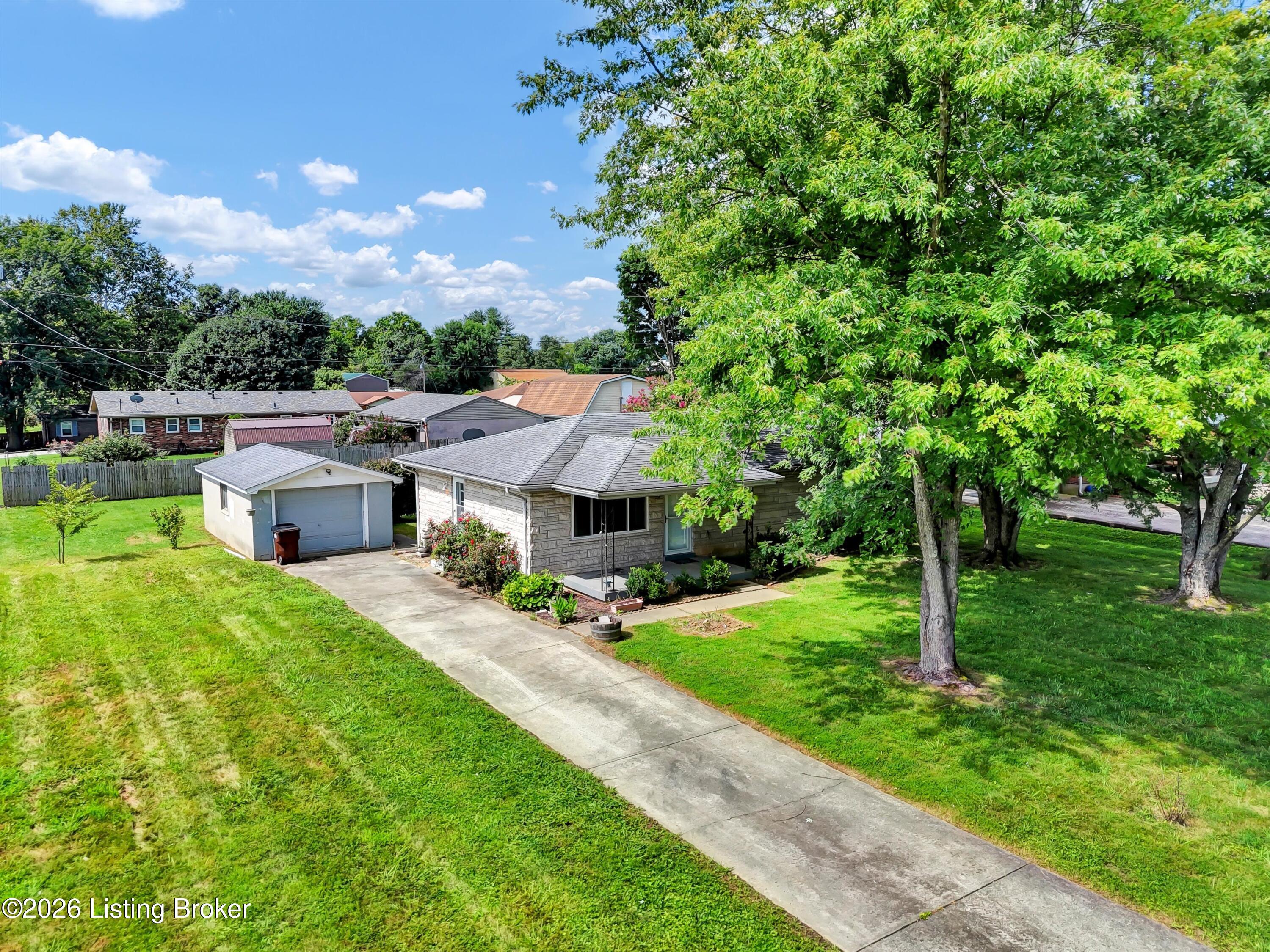 213 Pebblebrook Dr Property Photo 31