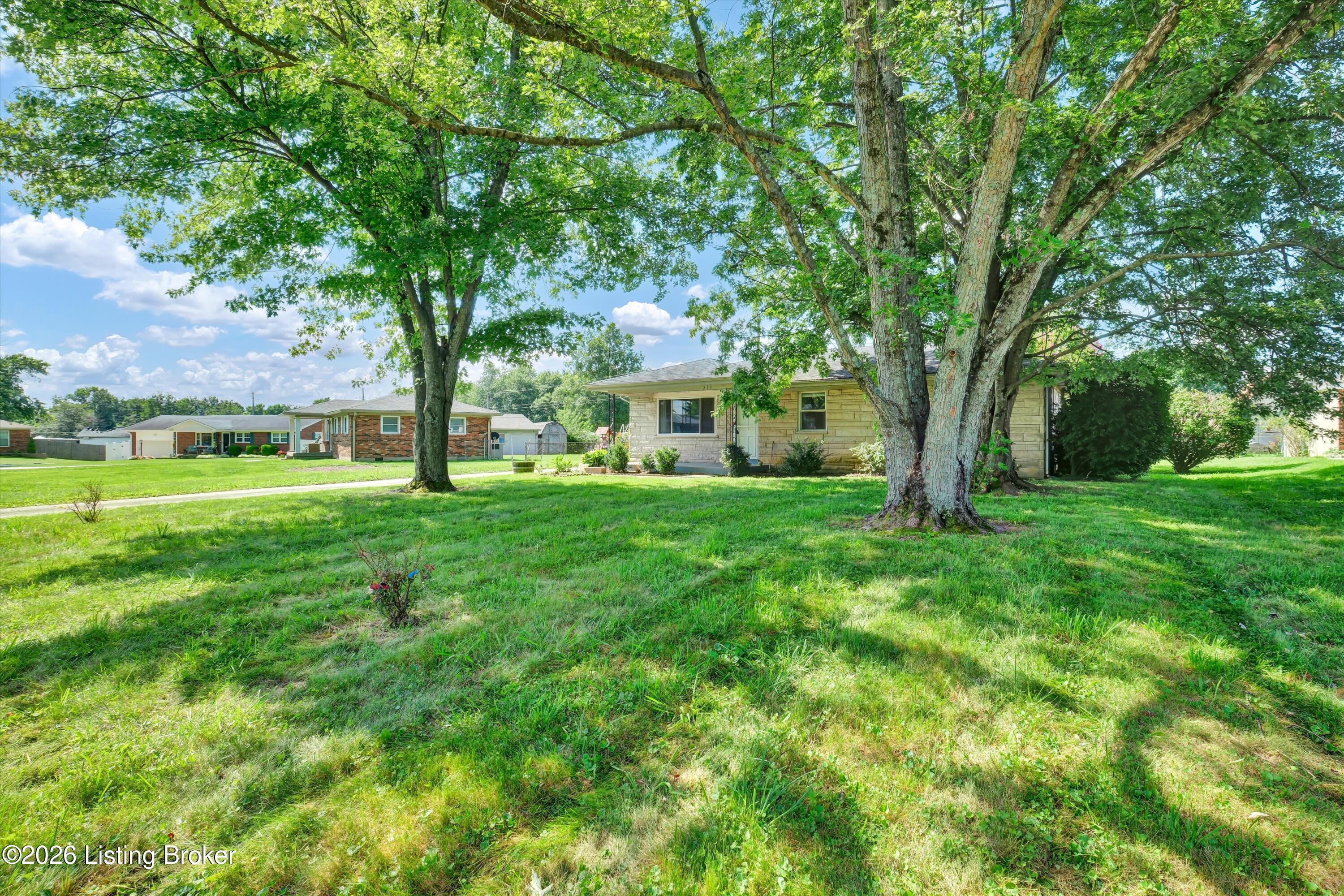 213 Pebblebrook Dr Property Photo 39