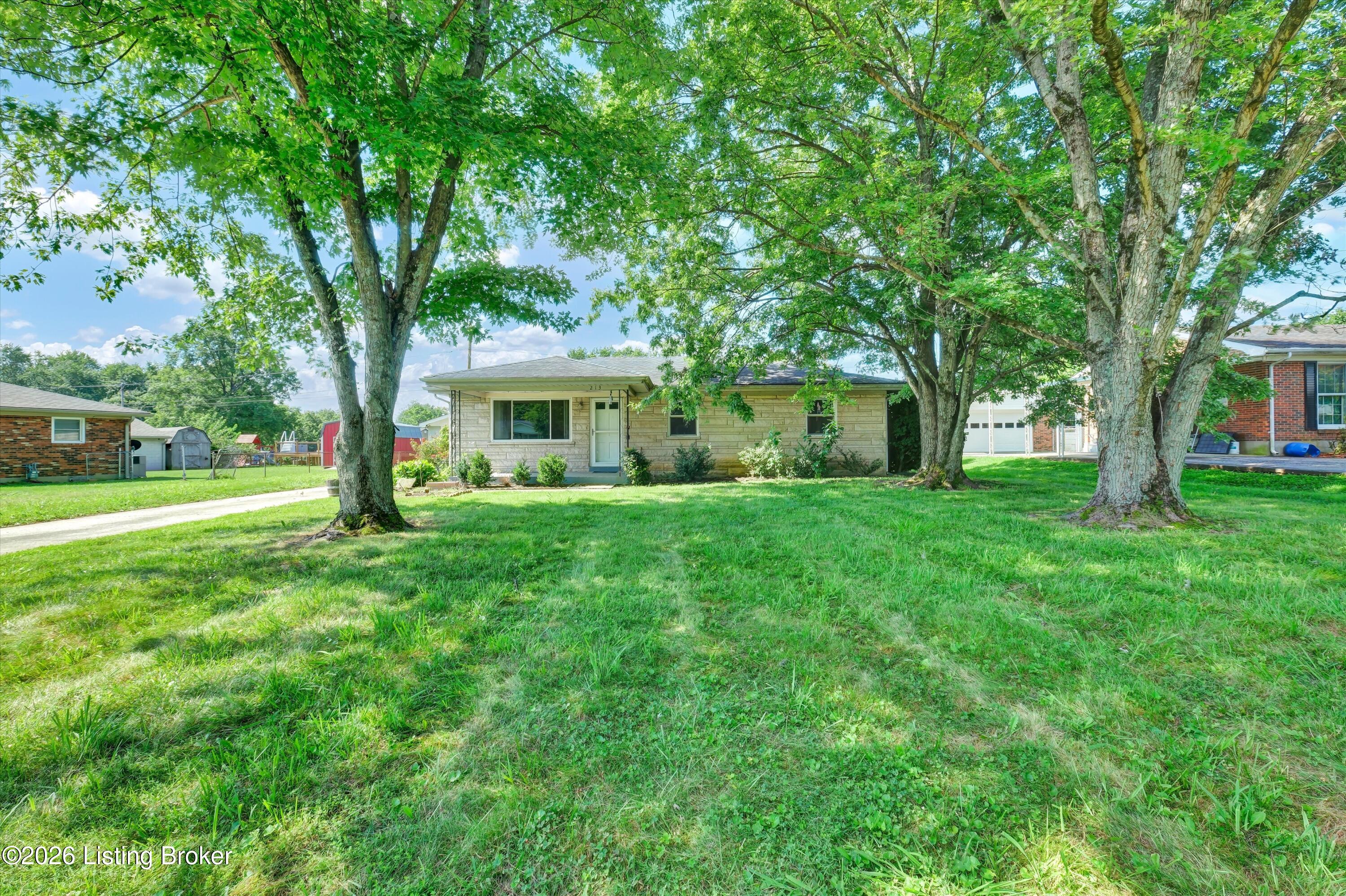 213 Pebblebrook Dr Property Photo 41