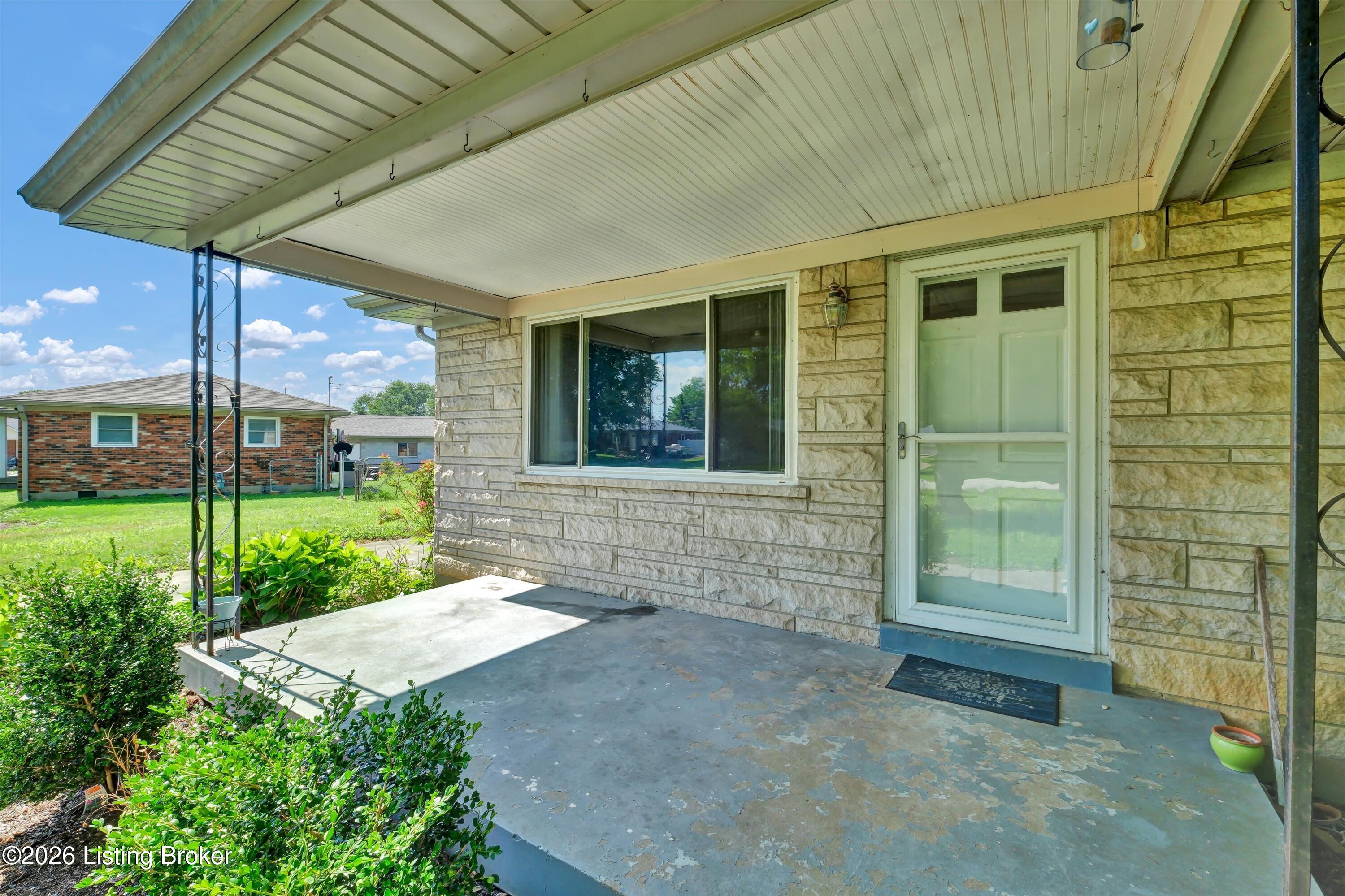 213 Pebblebrook Dr Property Photo 45