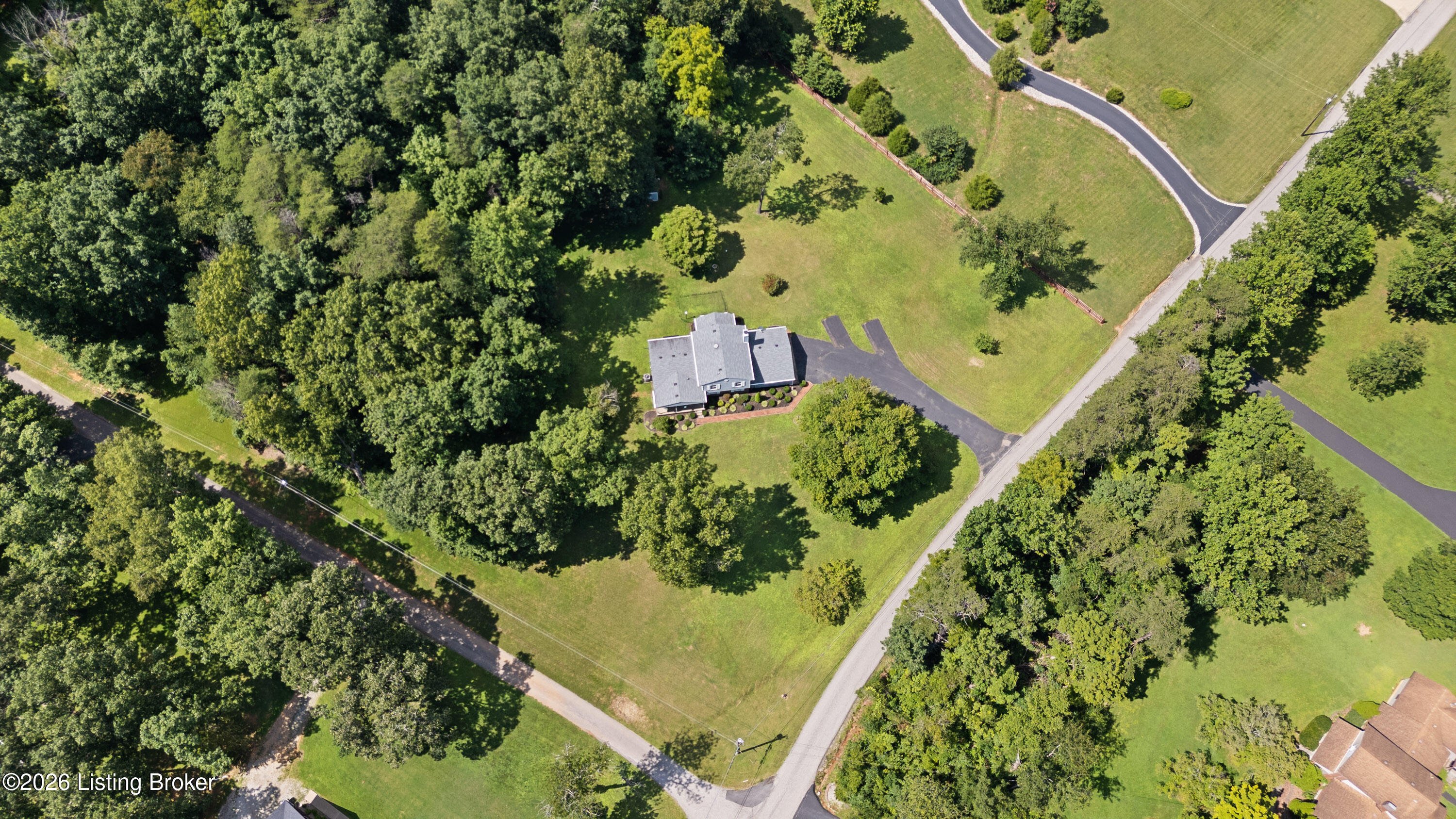 574 Pine Creek Rd Property Photo 32