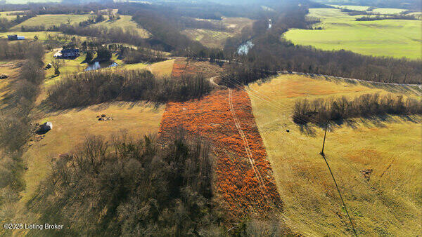 2-l Yoder Tipton Rd Property Photo 2