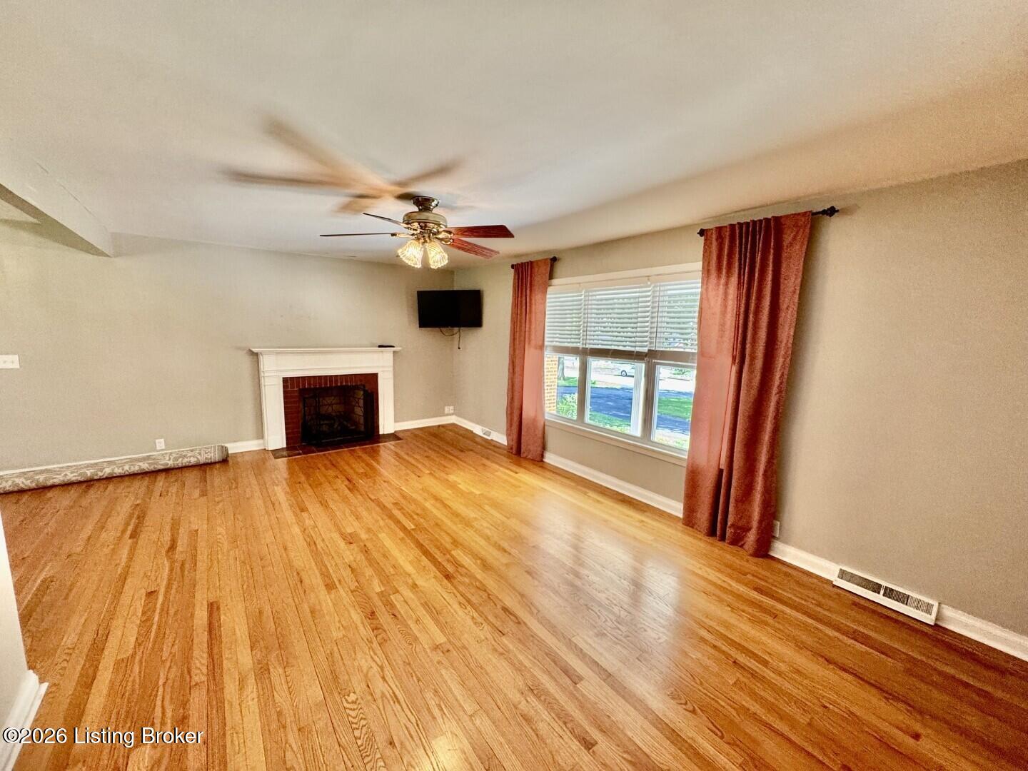 307 W Virginia Ave Property Photo 9