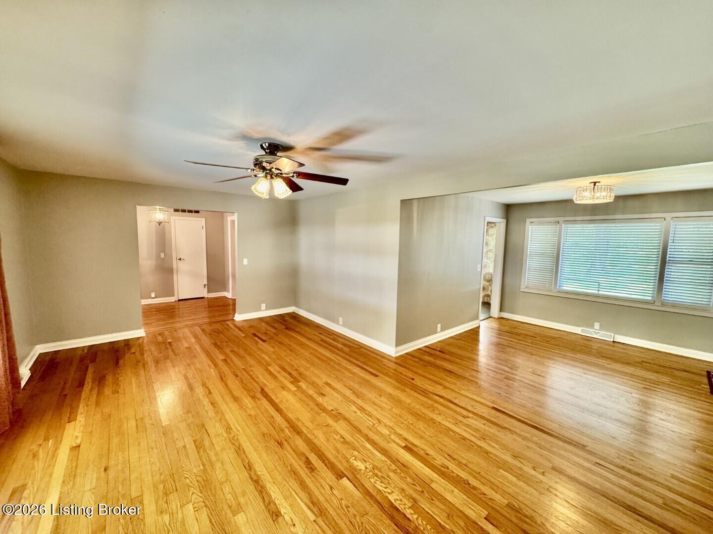 307 W Virginia Ave Property Photo 11