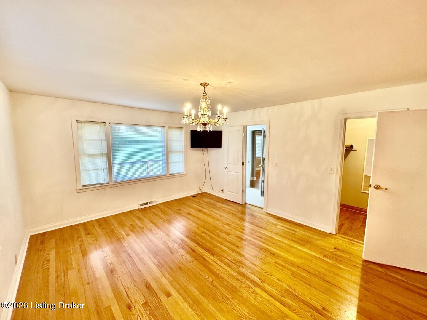 307 W Virginia Ave Property Photo 25
