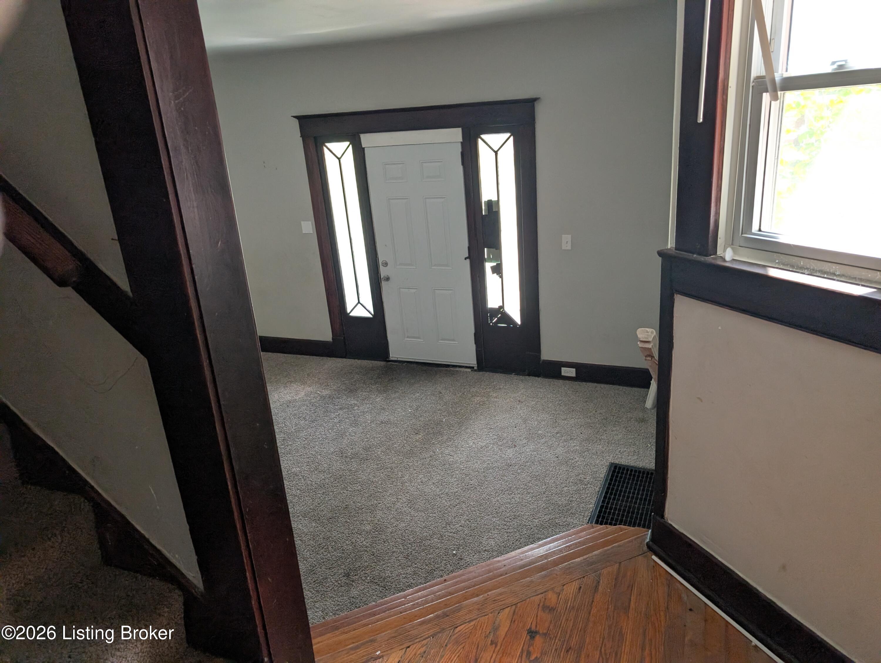 676 Cecil Ave Property Photo 8
