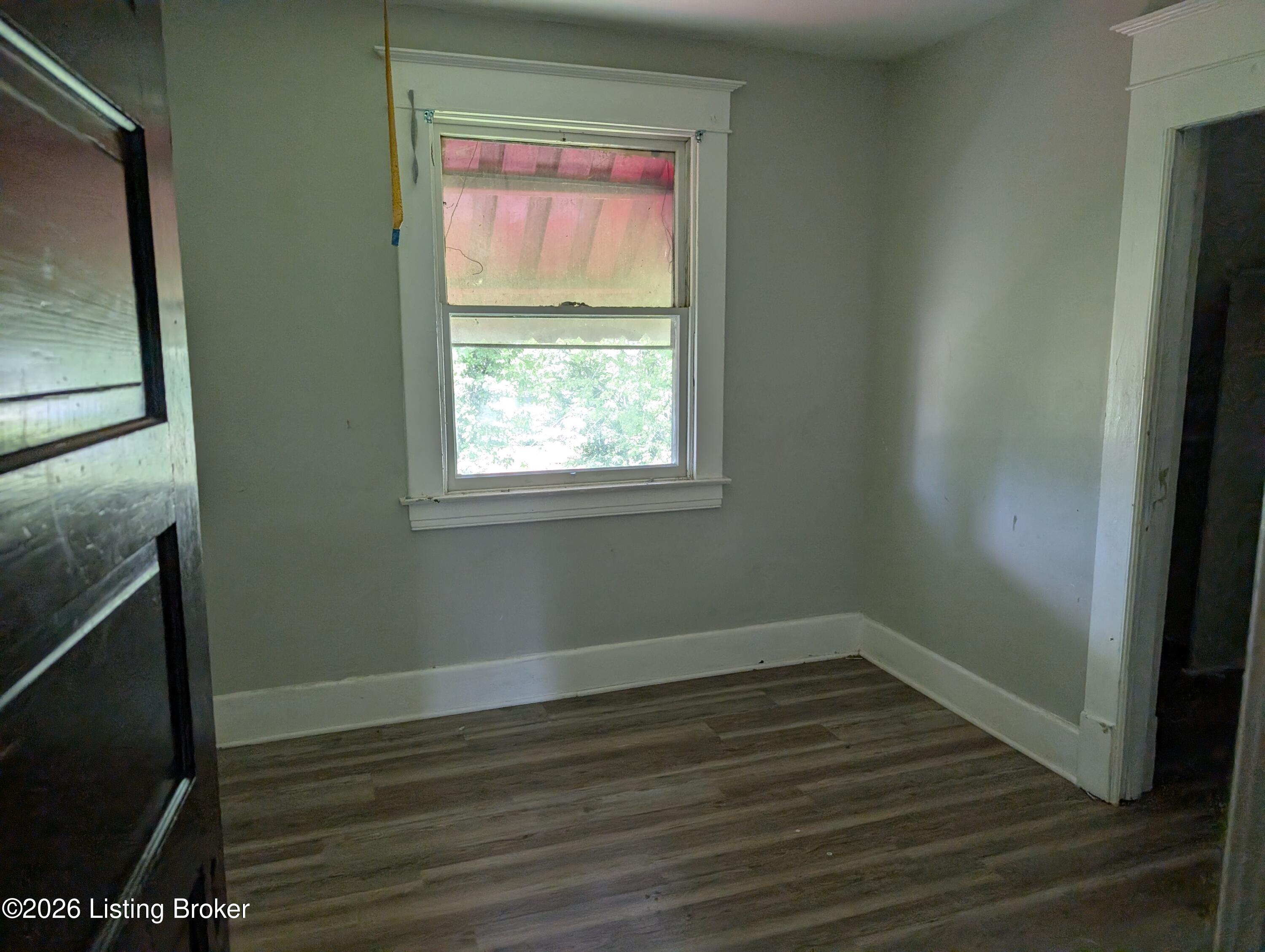 676 Cecil Ave Property Photo 11