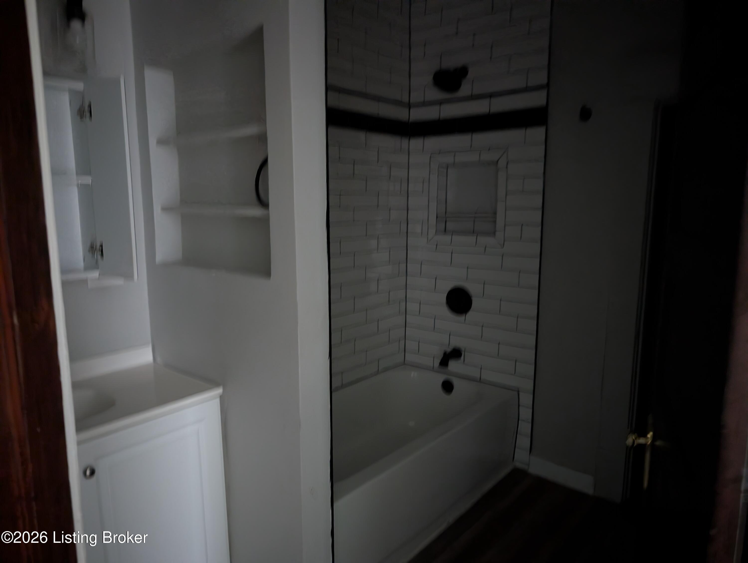 676 Cecil Ave Property Photo 12