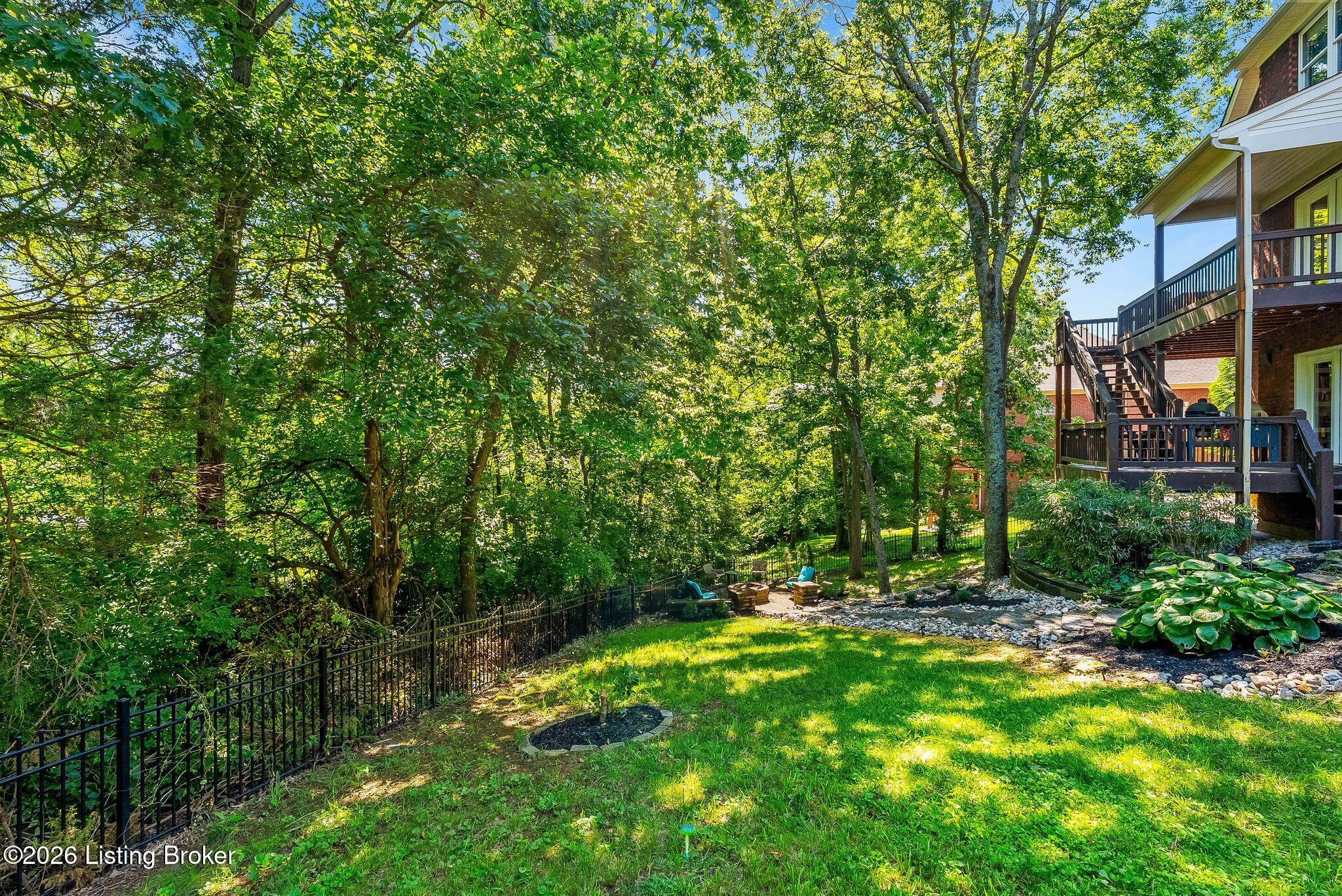 111 Chestnut Glen Dr Property Photo 83