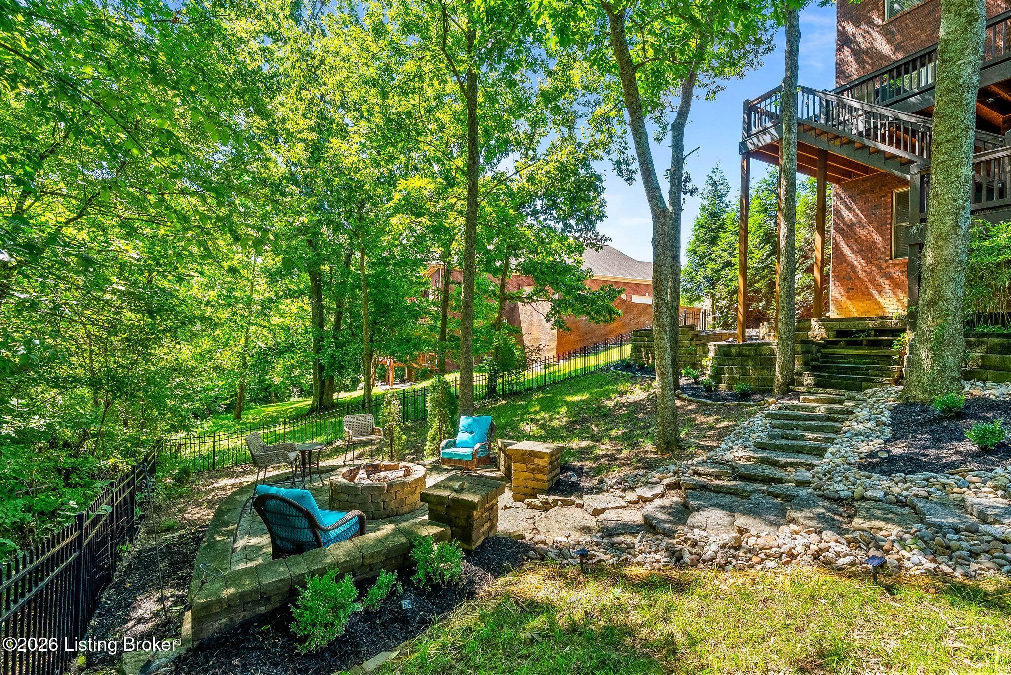 111 Chestnut Glen Dr Property Photo 85